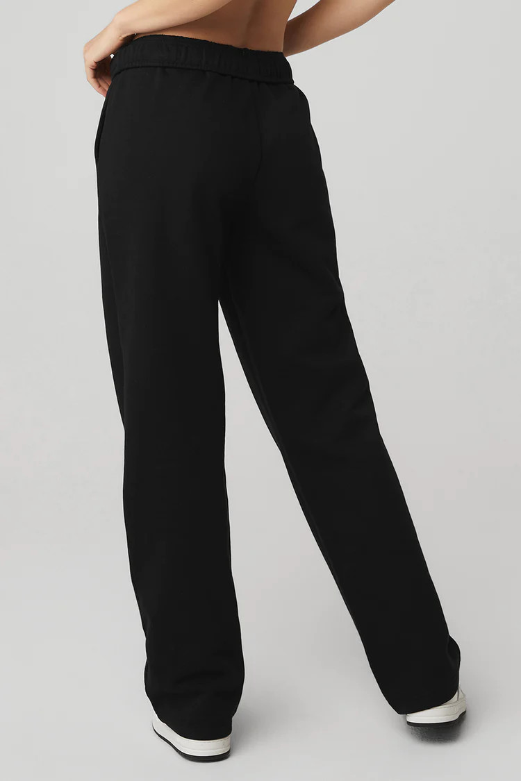 Accolade Straight Leg Sweatpant | Alo Yoga (US)