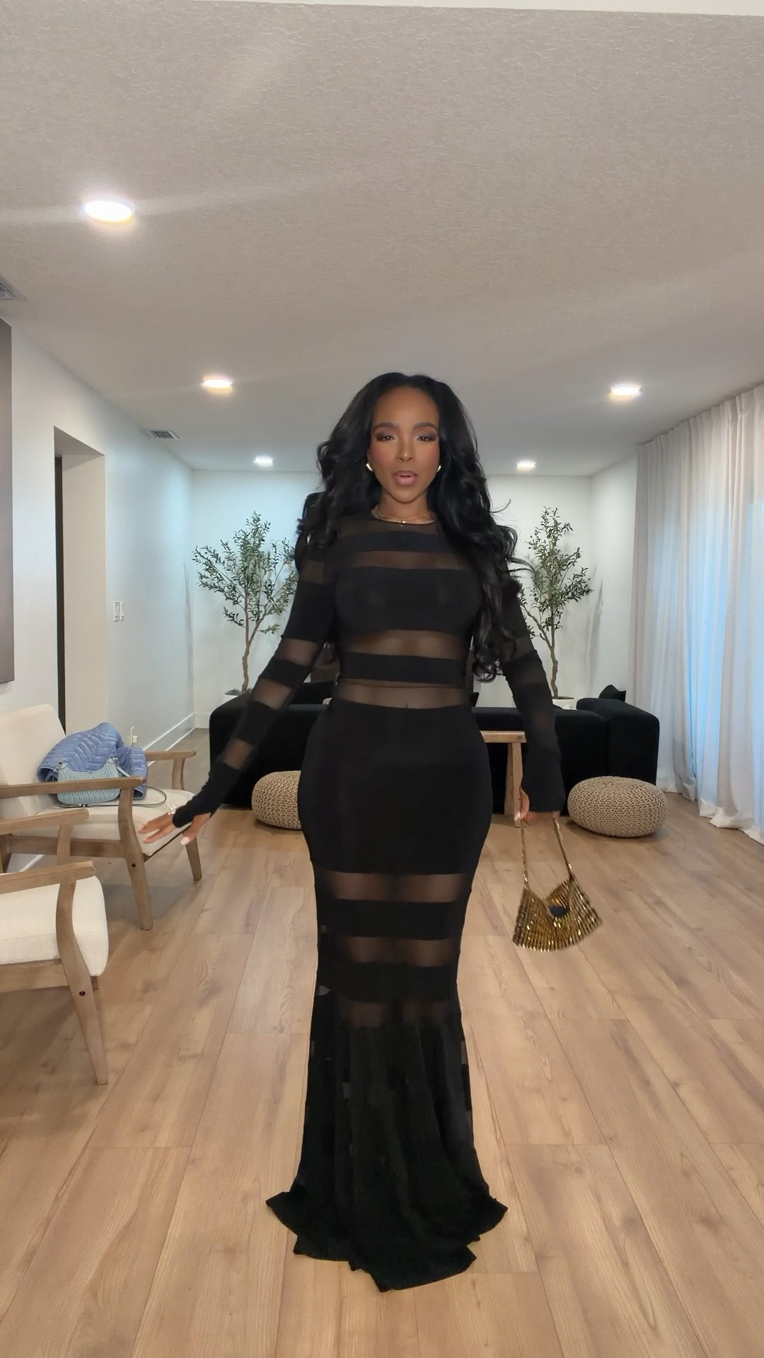 Heading out to a movie screening 
In a smalll

#LTKmomlife #LTKootd #LTKPetite