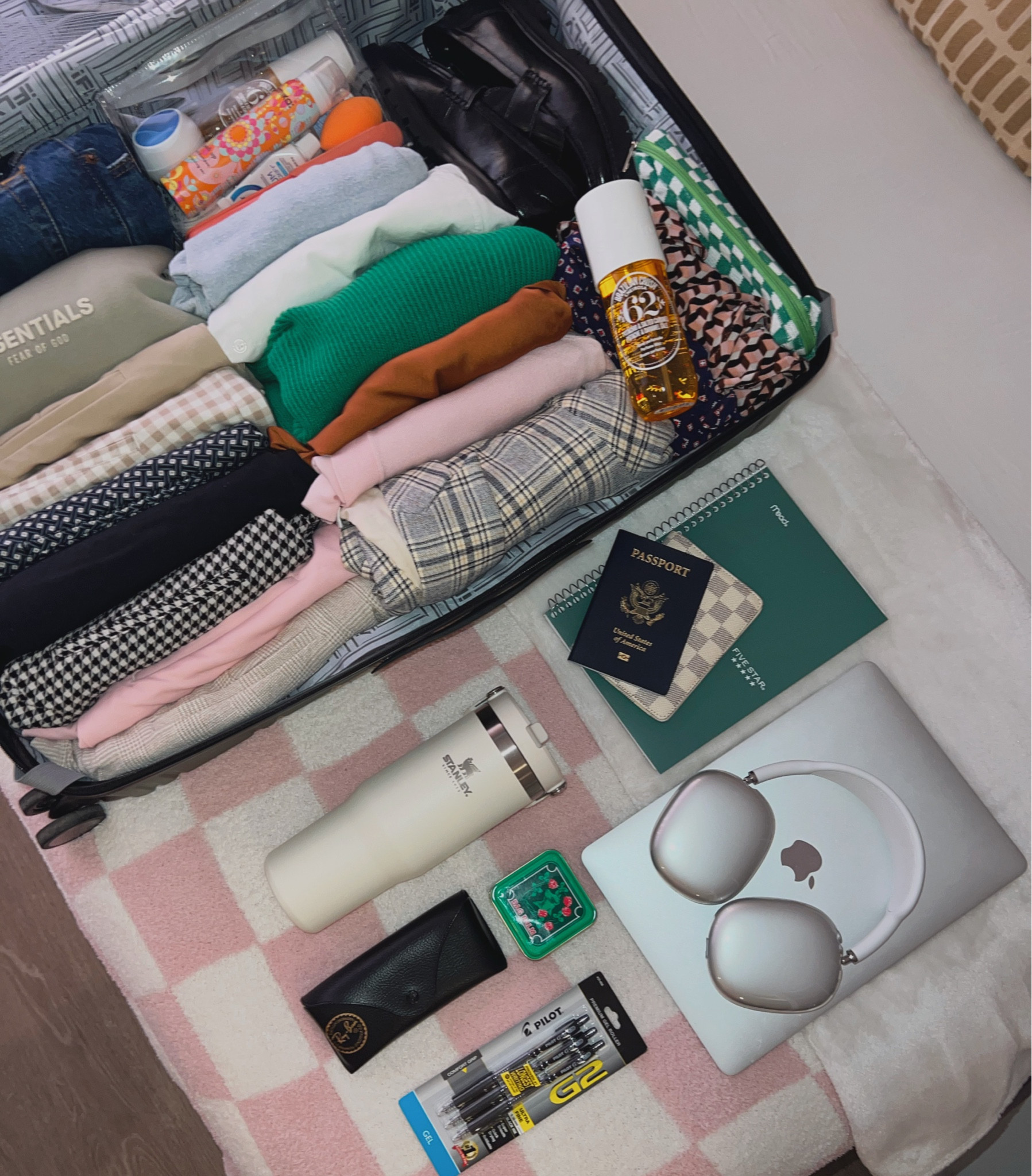 Travel Essentials and favorites ✈️😇

#LTKunder50 #LTKitbag #LTKFind