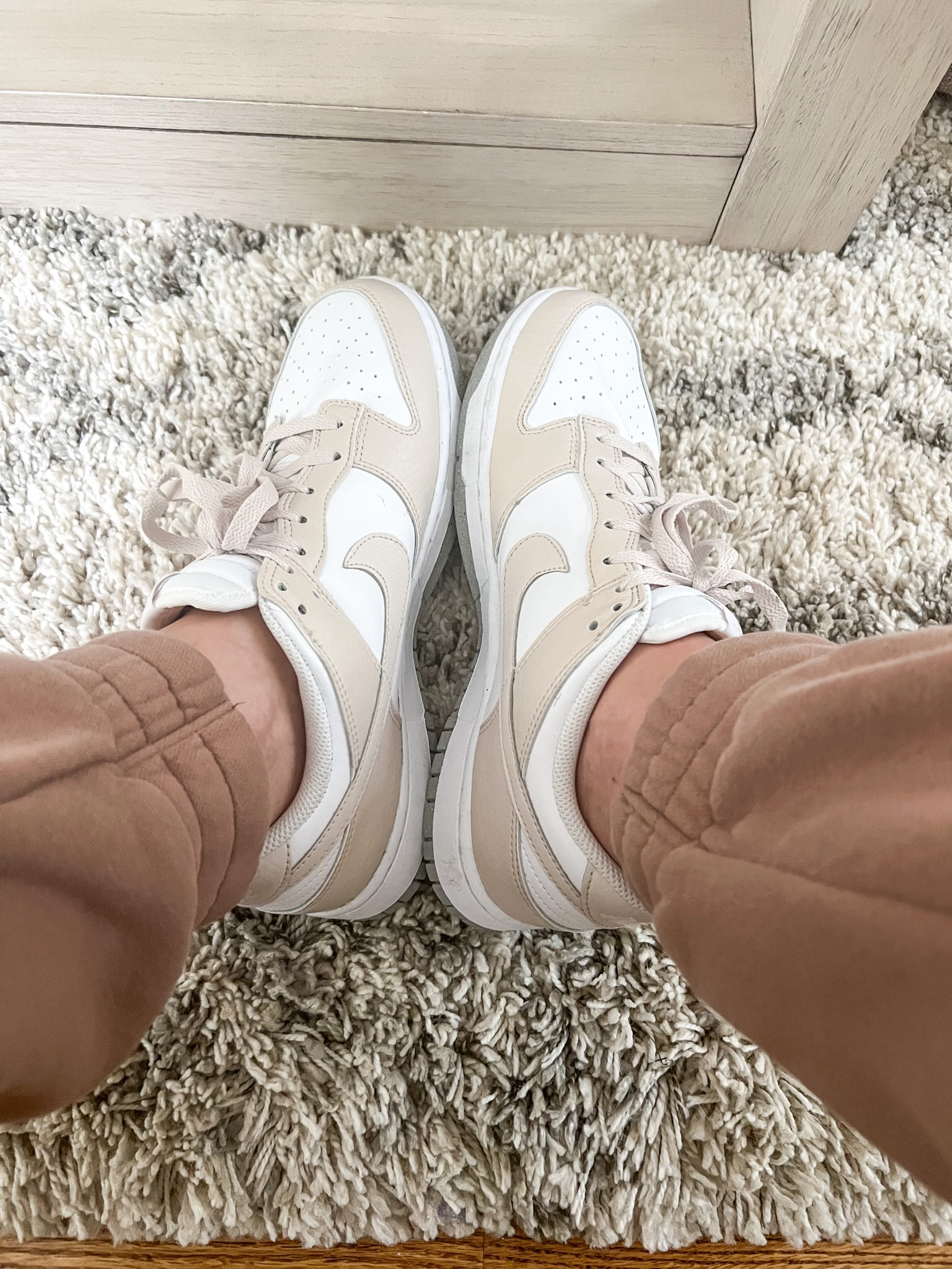 Sneaker Love

#LTKshoecrush #LTKstyletip