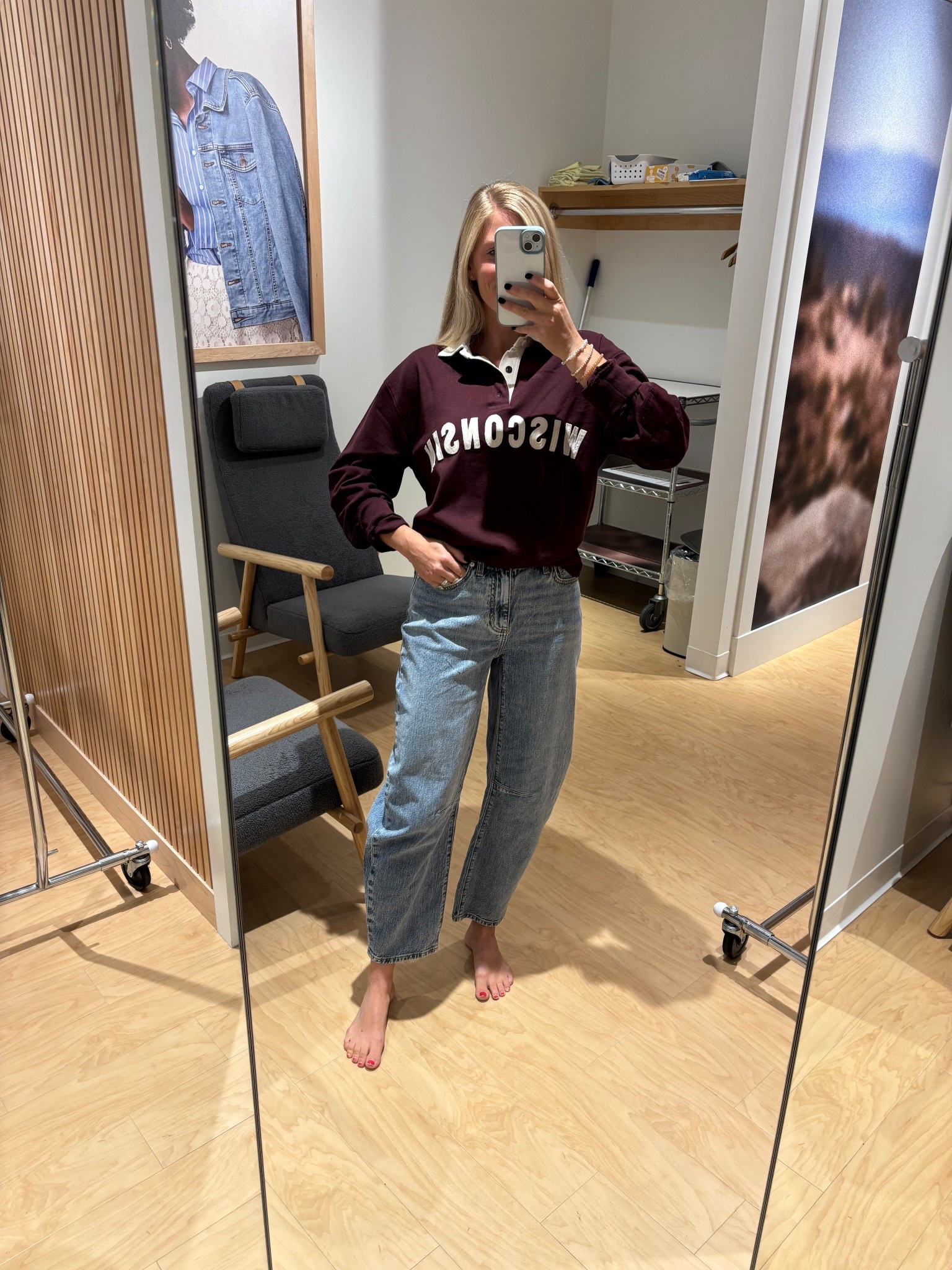 Lands end look! 

Wearing size 2 in the jeans 