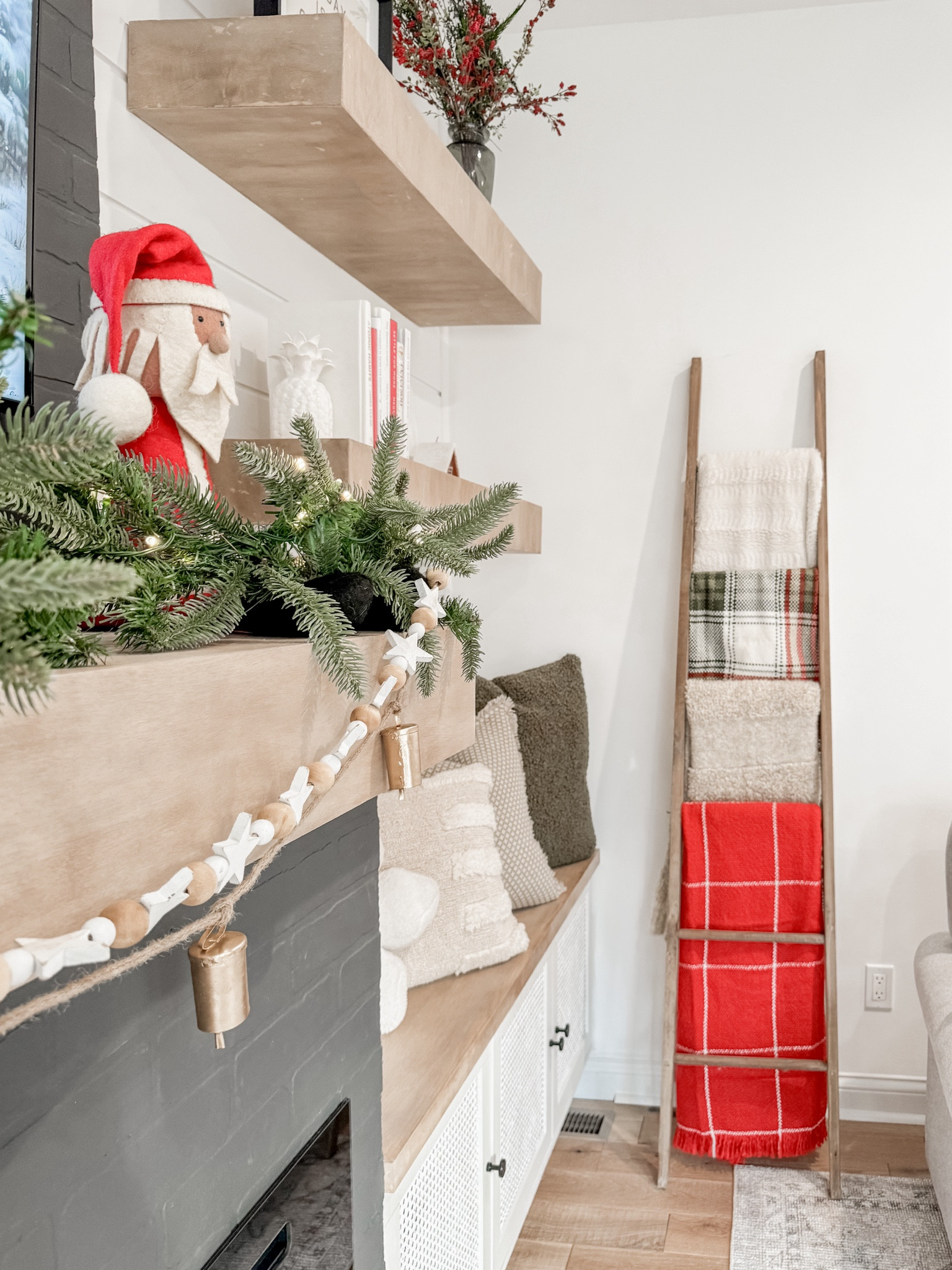 Blanket ladder + Christmas decor linked! ✨🎄❤️ 

#LTKHoliday #LTKHome