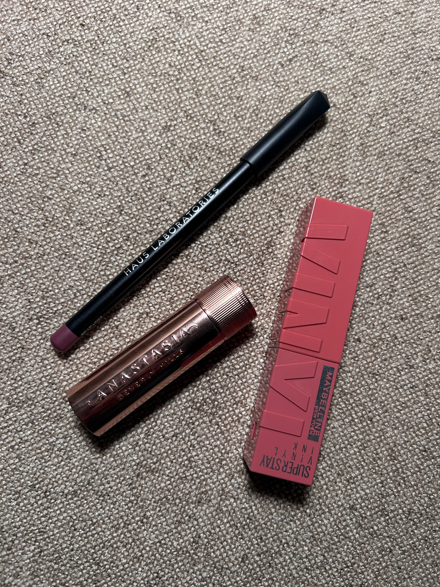 Mi trío favorito del momento Lip 

#LTKOver40 #LTKSeasonal #LTKActive