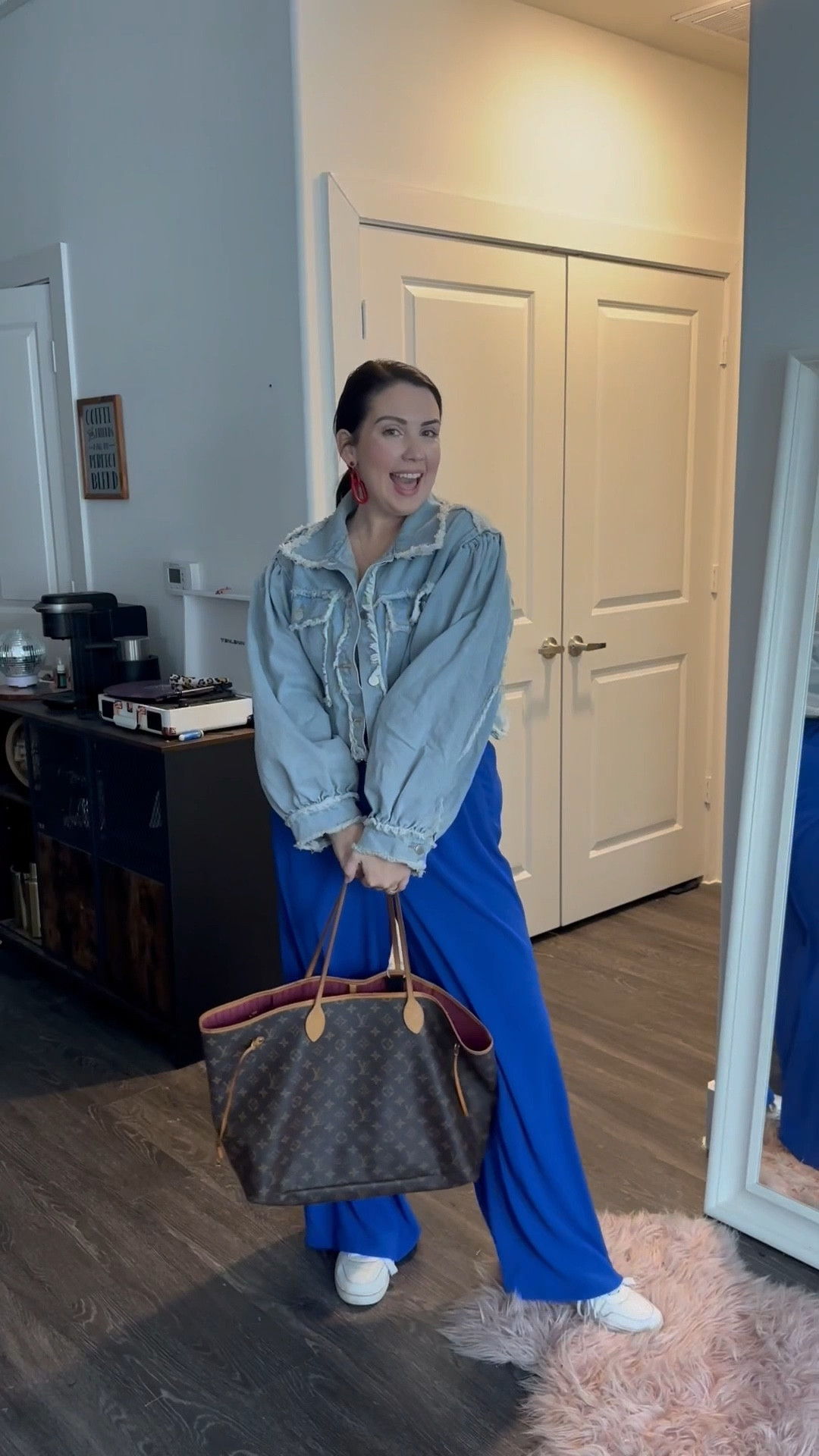 Cute and comfy work wear for the office🤍💙

#LTKStyleTip #LTKWatchNow #LTKWorkwear