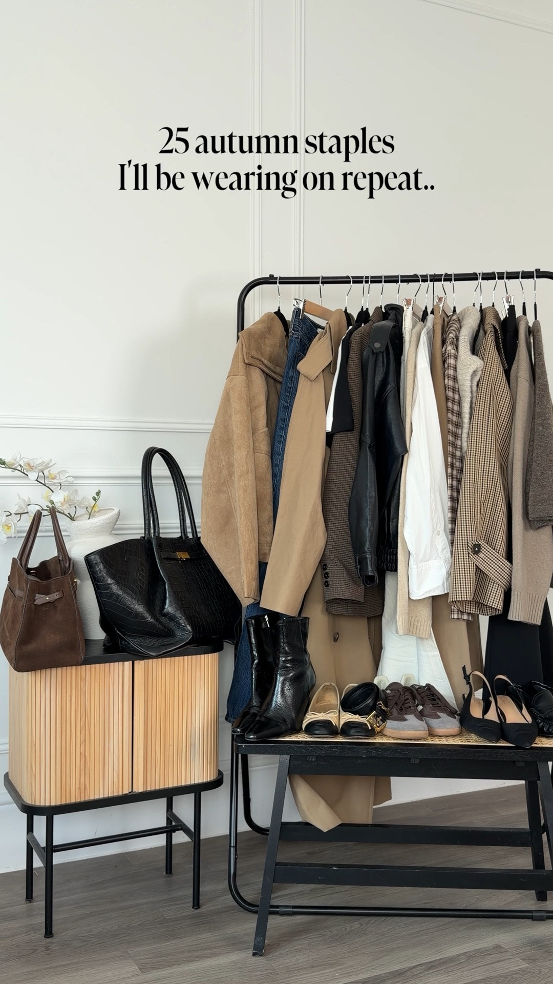 25 Autumn Staples on Repeat for workwear, casual and everyday capsule wardrobes 🍂 suede jackets, wide denim jeans, trench coat, basic T-shirts, leather jackets, knitwear, tailoring, check shirts, satin trousers, boots, loafers, ballet flats, work bags
