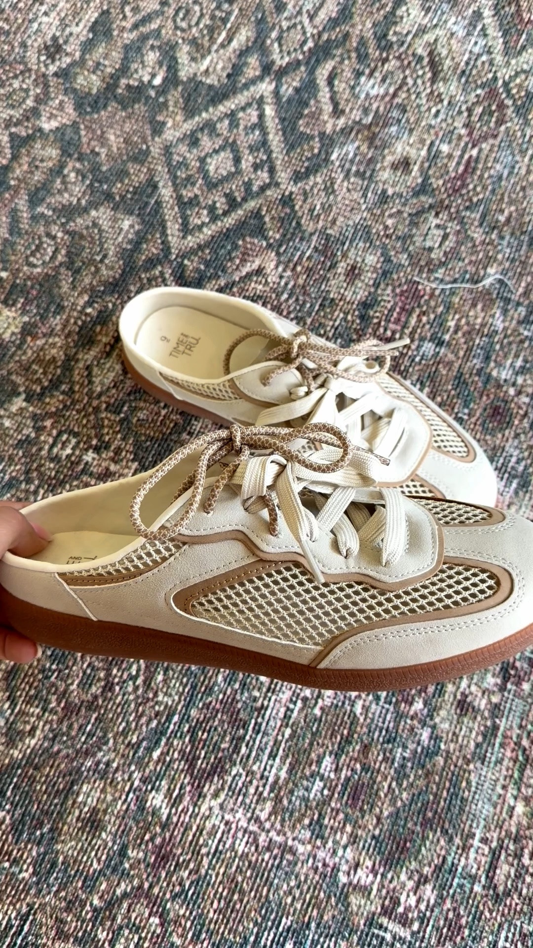 These are stunning and worth every penny!  Designer looks for less for under $30