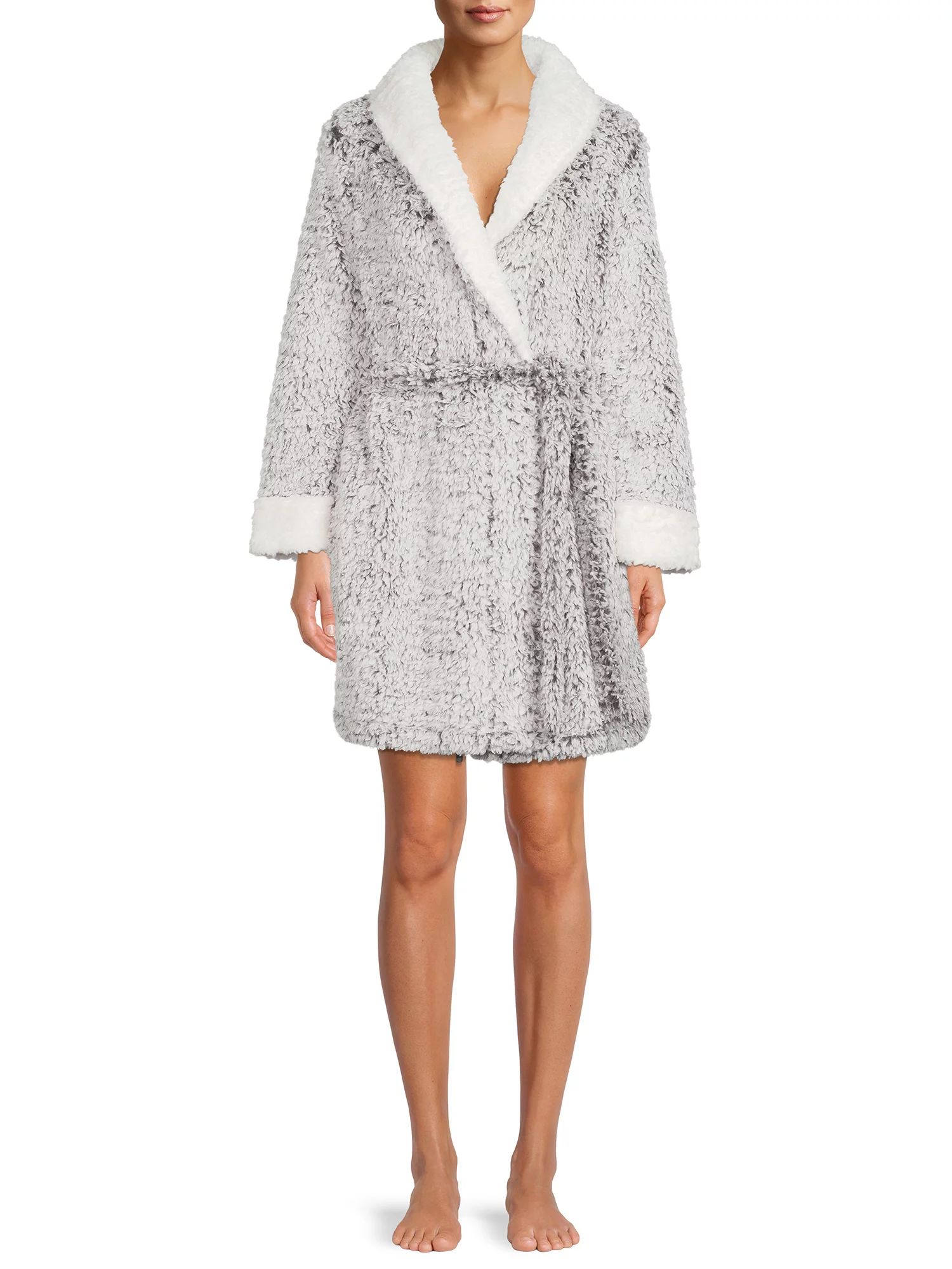 Secret Treasures Womens and Womens Plus Plush Robe, Sizes S-3X - Walmart.com | Walmart (US)