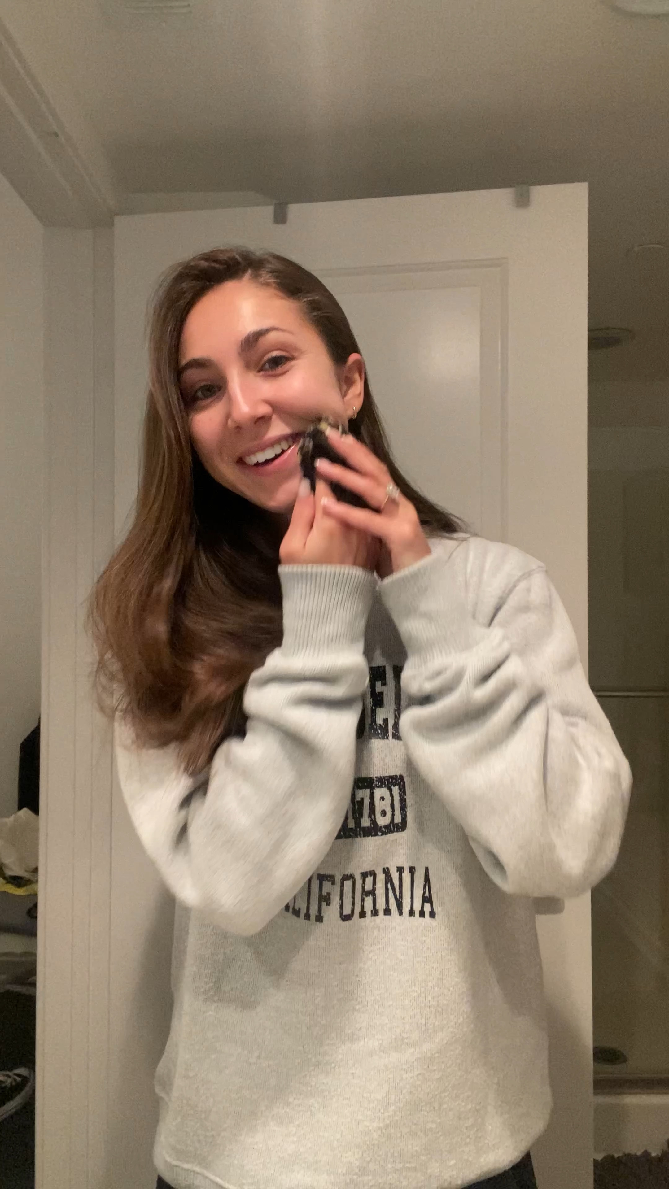 Eyebrow pencil/gel!!
•
•
•
Morning routine | GRWM | makeup | brow | face wash | moisturizer | skincare 