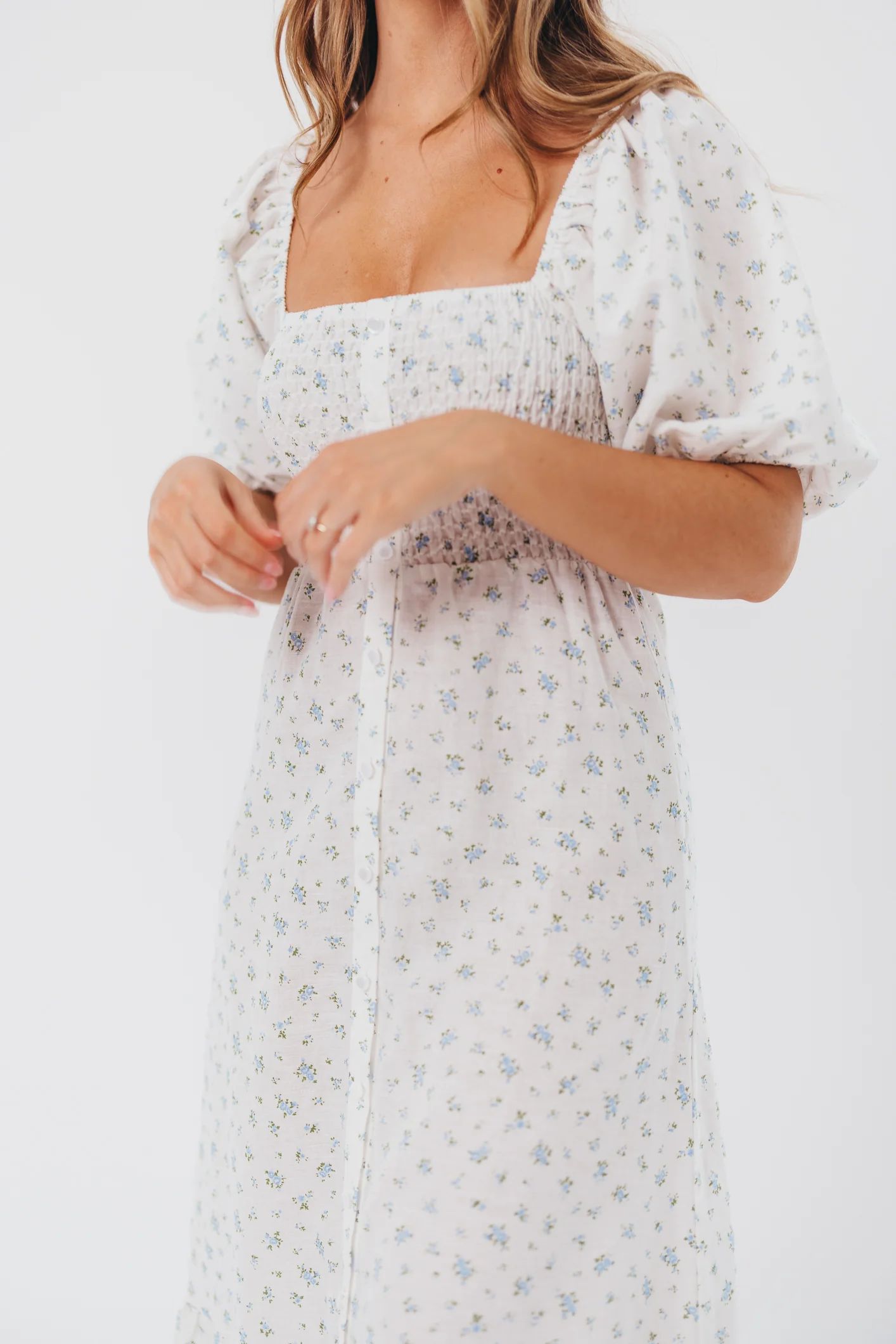 Daisy Maxi Dress in White/Blue Floral | Worth Collective