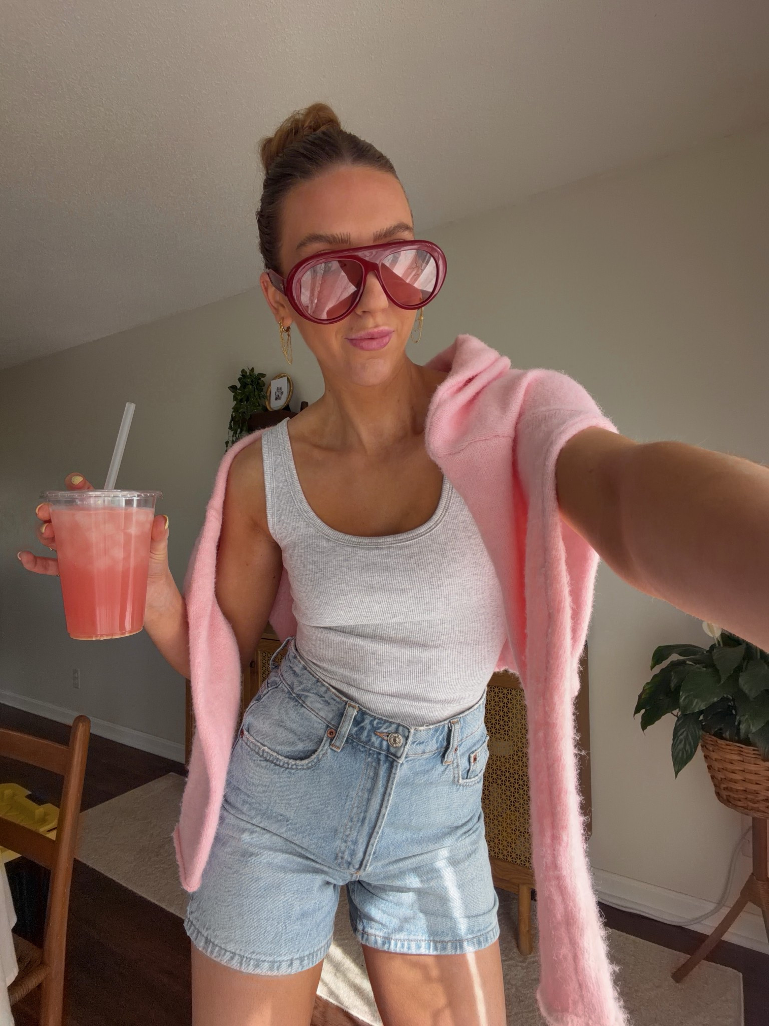 Casual spring and summer outfit! 🤍

#LTKootd #LTKBeauty #LTKSeasonal