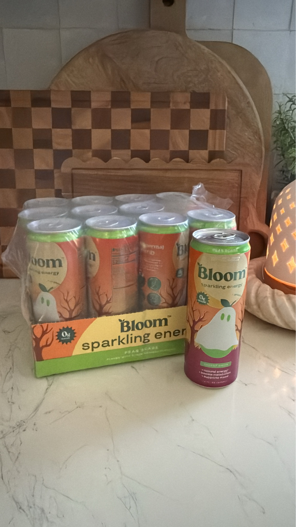 The new Pear Scare flavor is so good!
Zero Sugar Energy Drink,
•12oz 12pk
•10 calories 
•180mg natural caffeine 
•prebiotics, green tea extract & lychee for energy & focus
•gluten free, vegan
•ingredients like l-theanine and ginseng, help promote mental focus

#LTKSeasonal #LTKdayinmylife #LTKActive