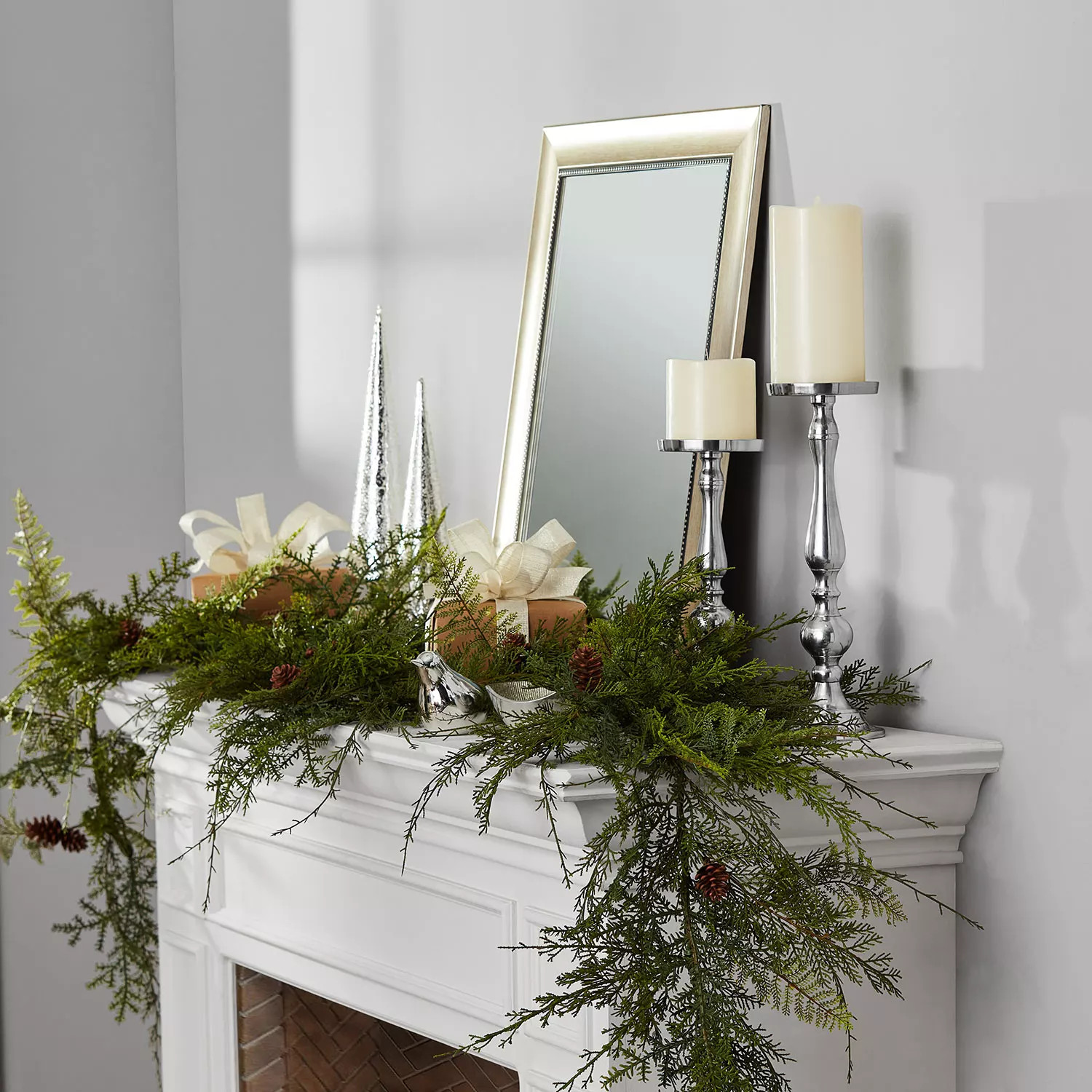Member's Mark Unlit 9' Holiday Garland - Cypress/Pinecone | Sam's Club