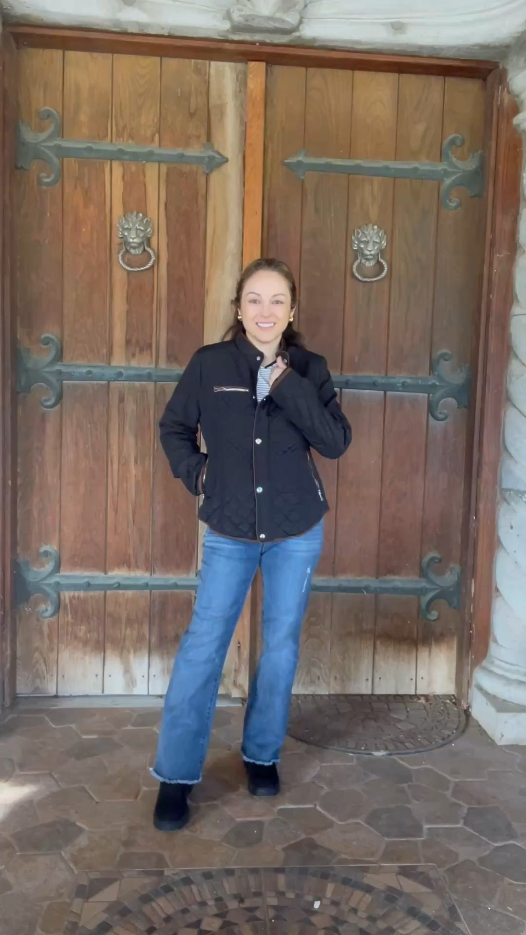 This jacket looks high-end, feels amazing, and doesn’t come with the high-end price 👏 Super warm, super comfy, and hands down my favorite out of all the ones I listed.

Jacket 
High end looks for less 
@amazon 

#LTKSeasonal #LTKdayinmylife #LTKFindsUnder50

#LTKgrwm #LTKootd