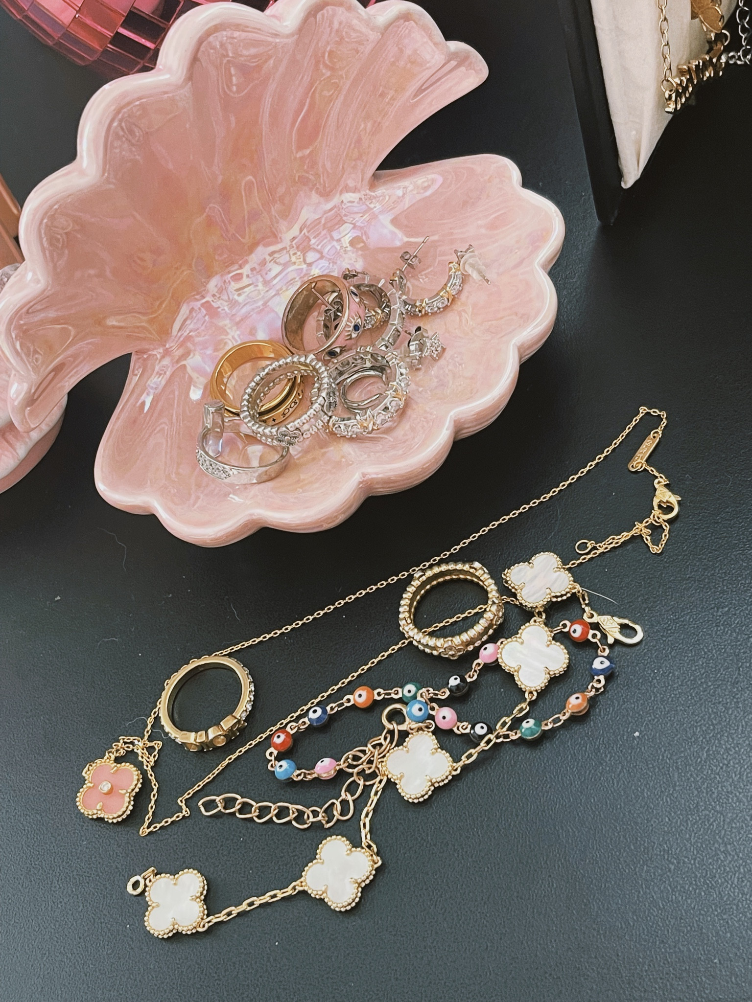 Shell jewelry holder

#LTKGiftGuide #LTKhome #LTKCyberWeek