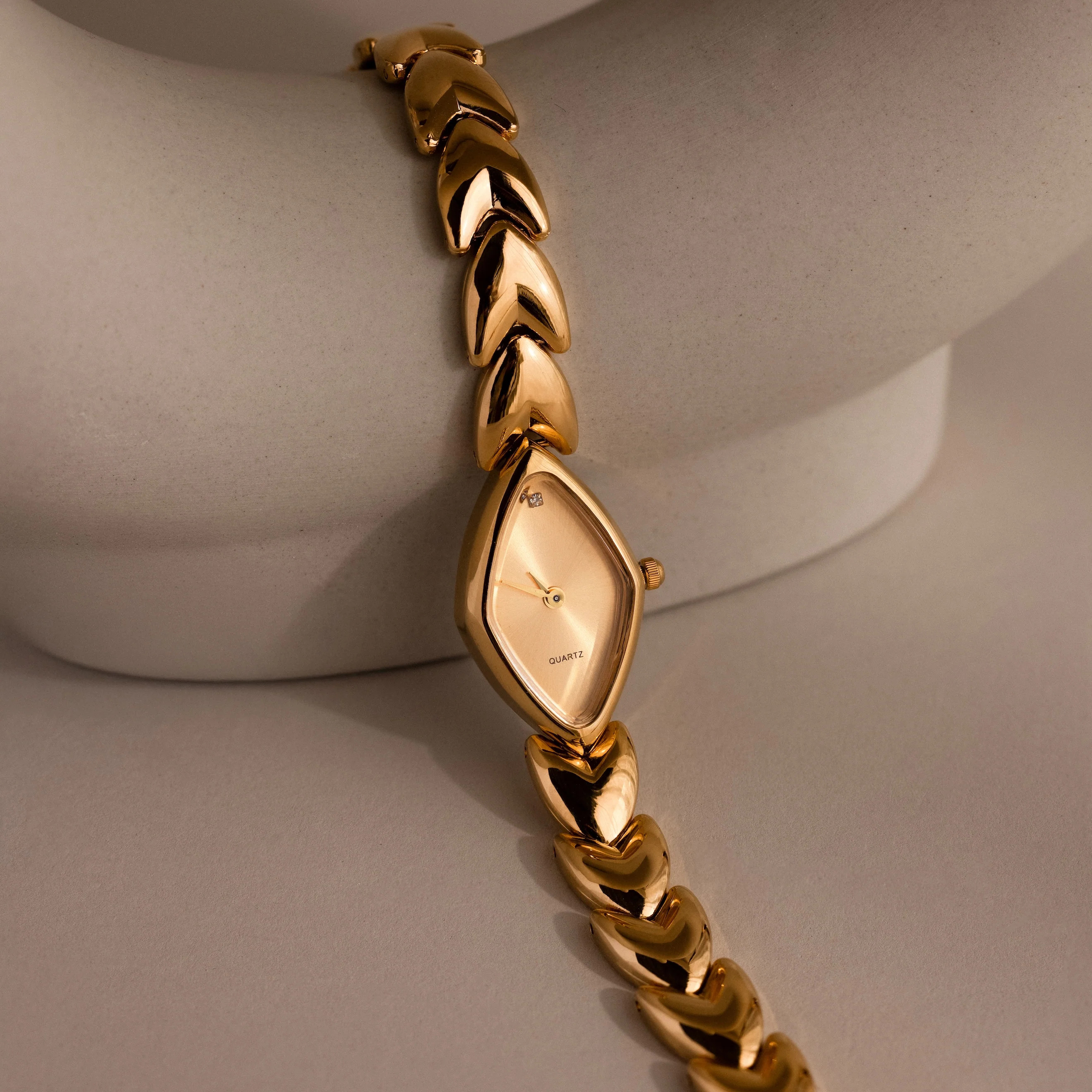 Diamond Oval Leaf Link Band Timepiece Watch | Caitlyn Minimalist | Caitlyn Minimalist