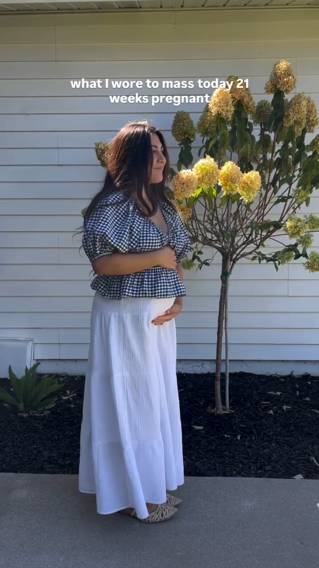 What I wore 21 weeks pregnant 🌼

#LTKPetite #LTKBump