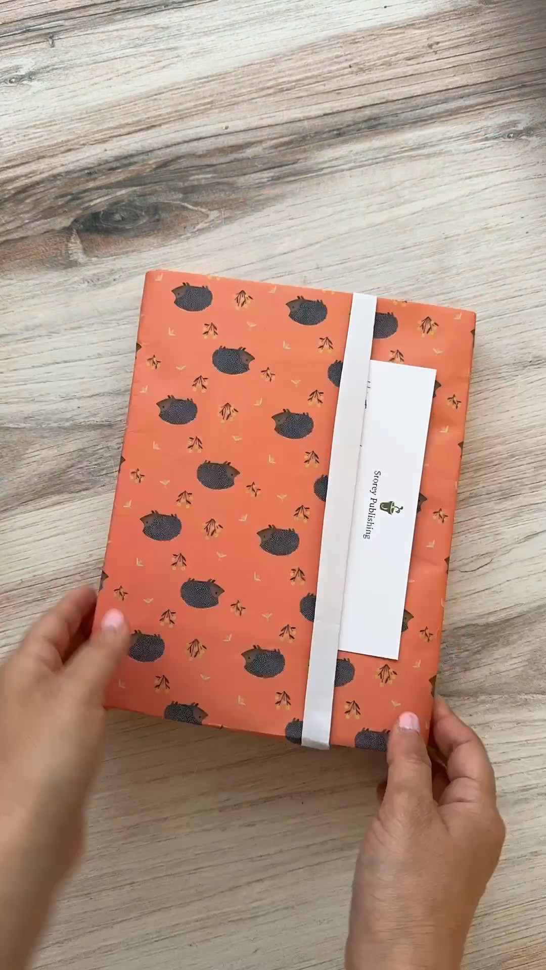 Our next handicraft will be…. the art of gift wrapping! I’m so excited!

#LTKGiftGuide