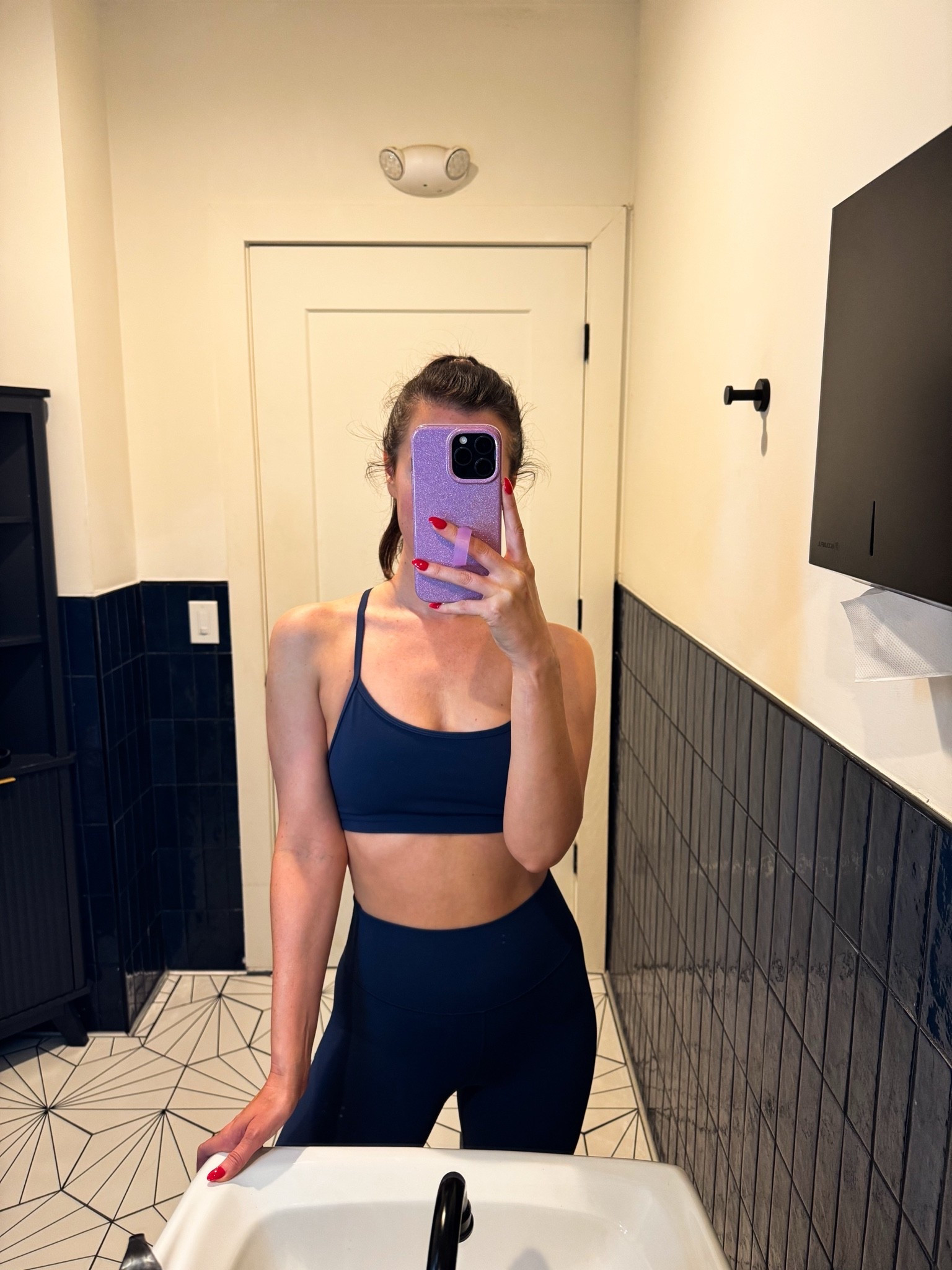 Vuori // workout // active // sports bra // leggings // under $100 // matching set // yoga // Pilates

#LTKActive #LTKTravel #LTKfitnessgoals