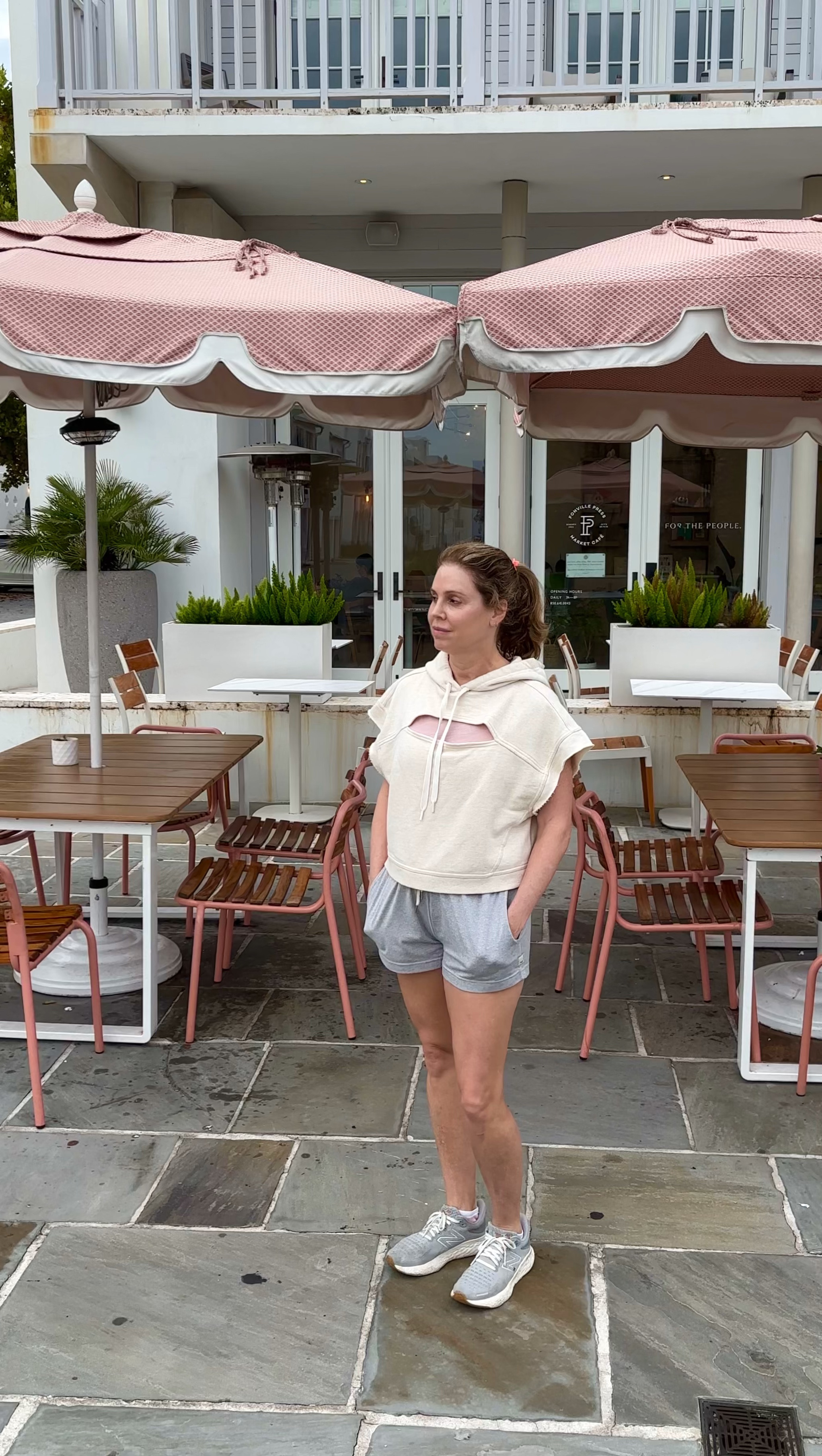 This sweatshirt from aerie.is on sale for $13.50   I sized up.  I'm wearing a L (I typically wear a S).


Neutral sweatshirt 
hooded sweatshirt 
Short sleeve sweatshirt 
Activewear 
Casual wear
#LTKactive
#LTKfitness

#LTKSaleAlert #LTKVideo #LTKOver40