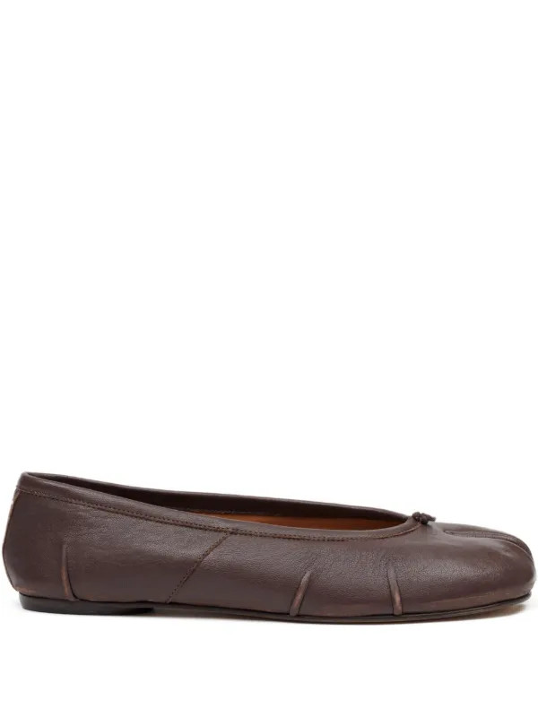 Maison Margiela 'Tabi' Ballerinas | Braun | FARFETCH | Farfetch Global