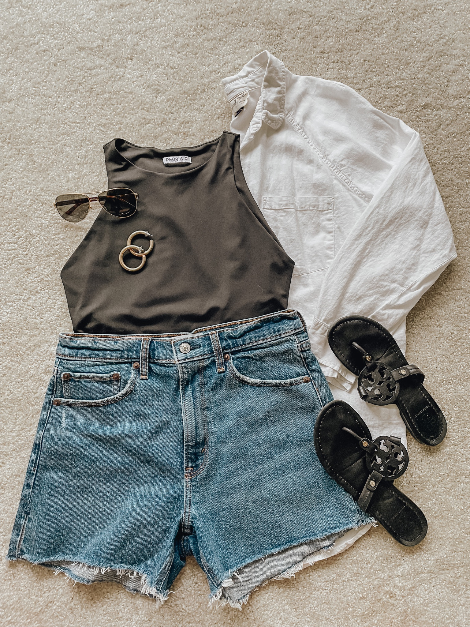 Casual outfit. Summer outfit. Mom outfit. 

#LTKunder100 #LTKstyletip #LTKSeasonal