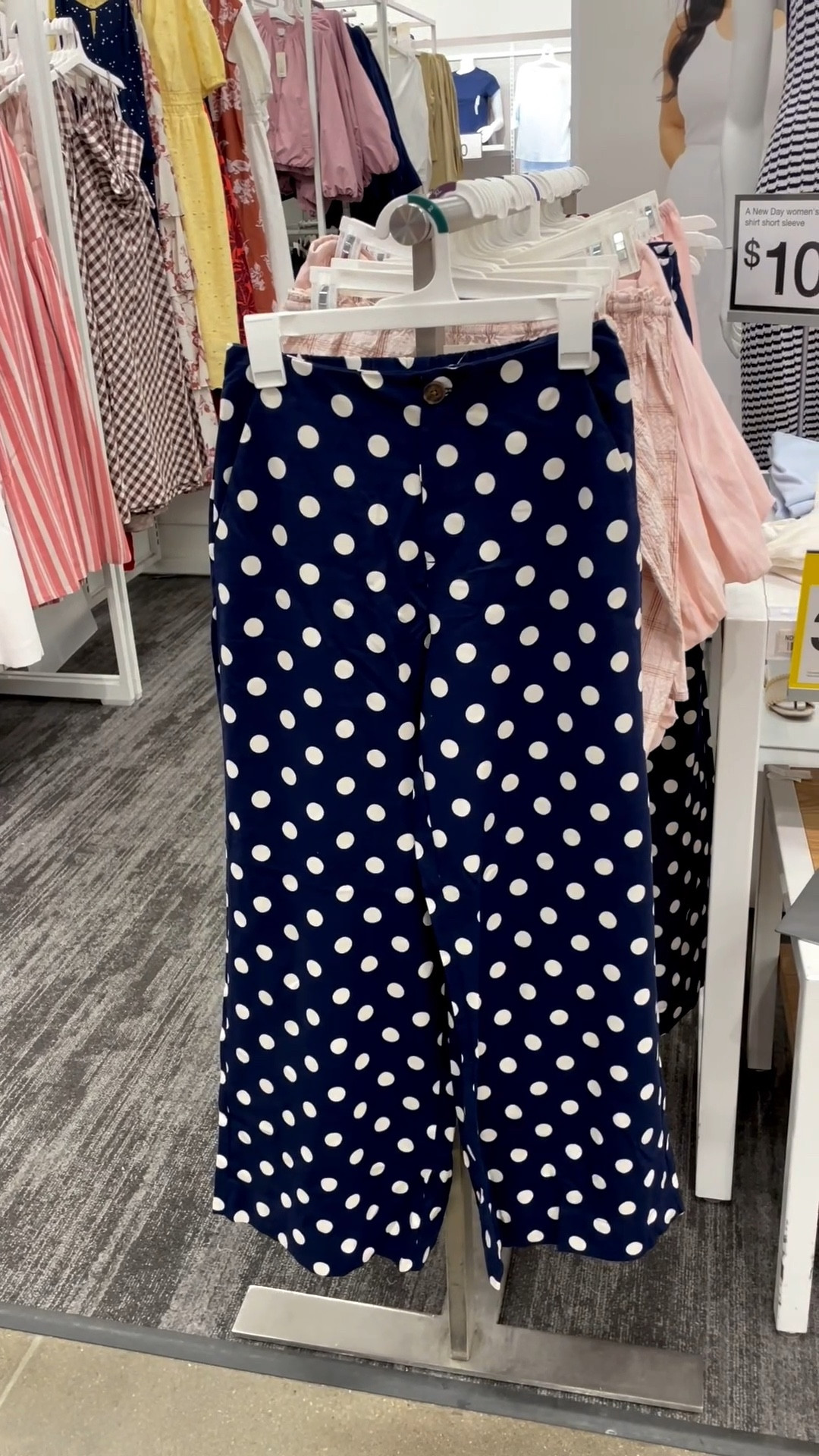 Works pants that aren’t boring >> love the these can be dressed up or down @Target 

#LTKSeasonal #LTKootd #LTKWorkwear