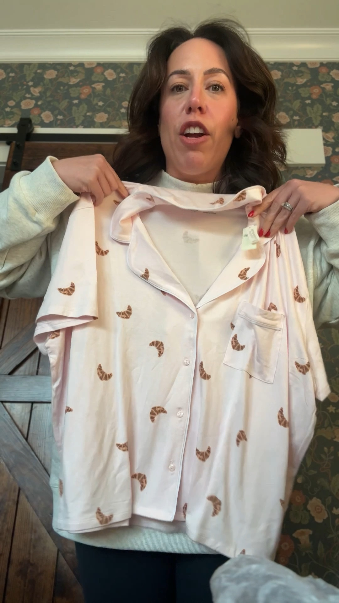 Aerie pajamas in size xl lovinggg these sets! Under $40 for the set! 

#LTKMidsize #LTKmomlife #LTKmorningroutine