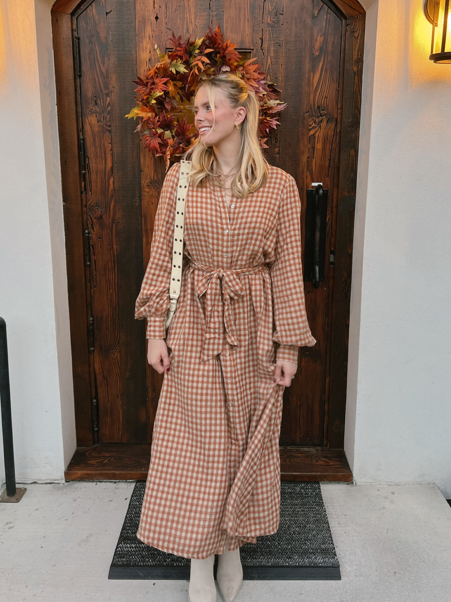 Dress runs oversized, I recommend sizing down 🤍 

#LTKSeasonal #LTKfindsunder50 #LTKfindsunder100