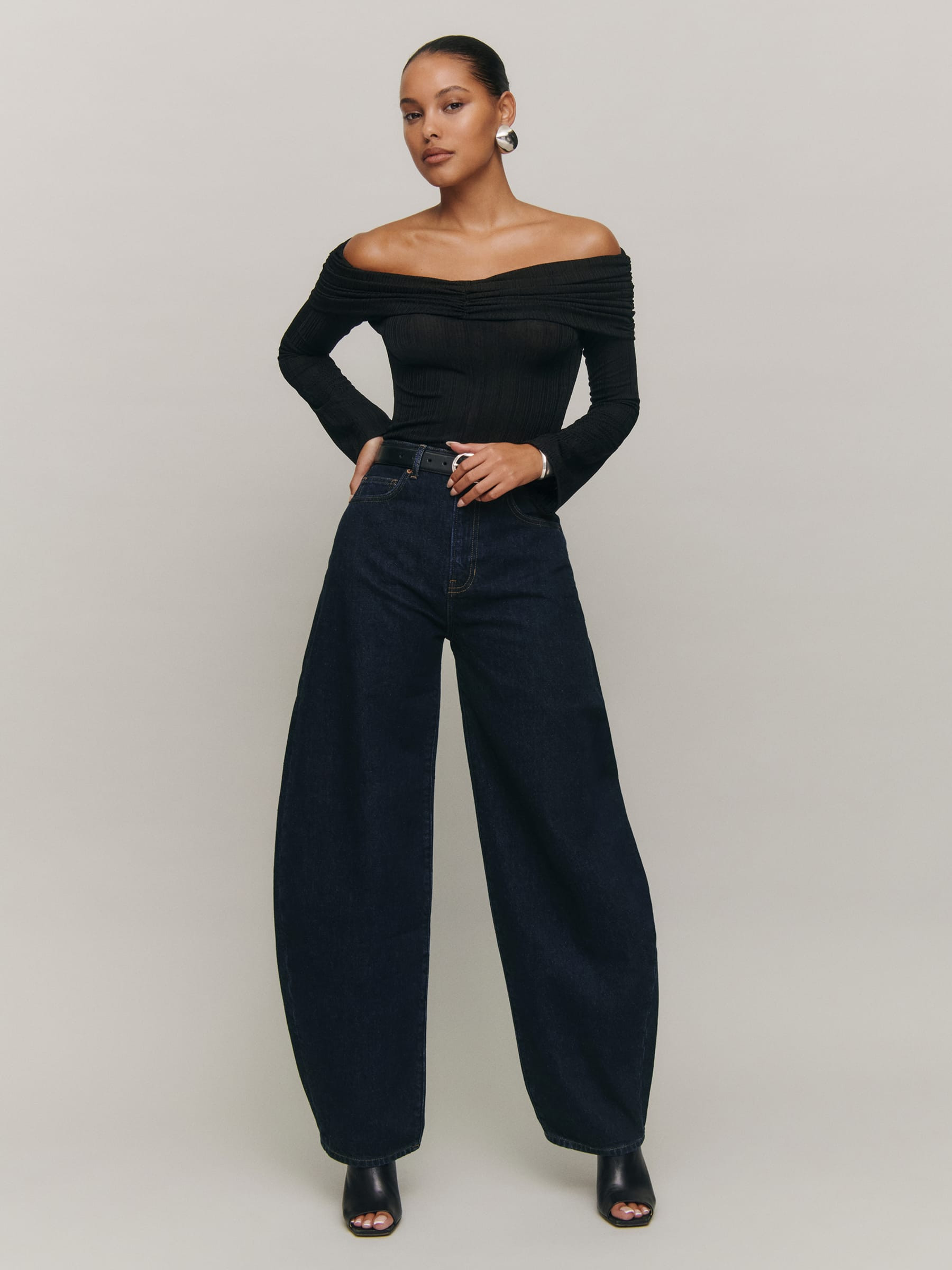 Ollie High Rise Barrel Jeans | Reformation (Global)