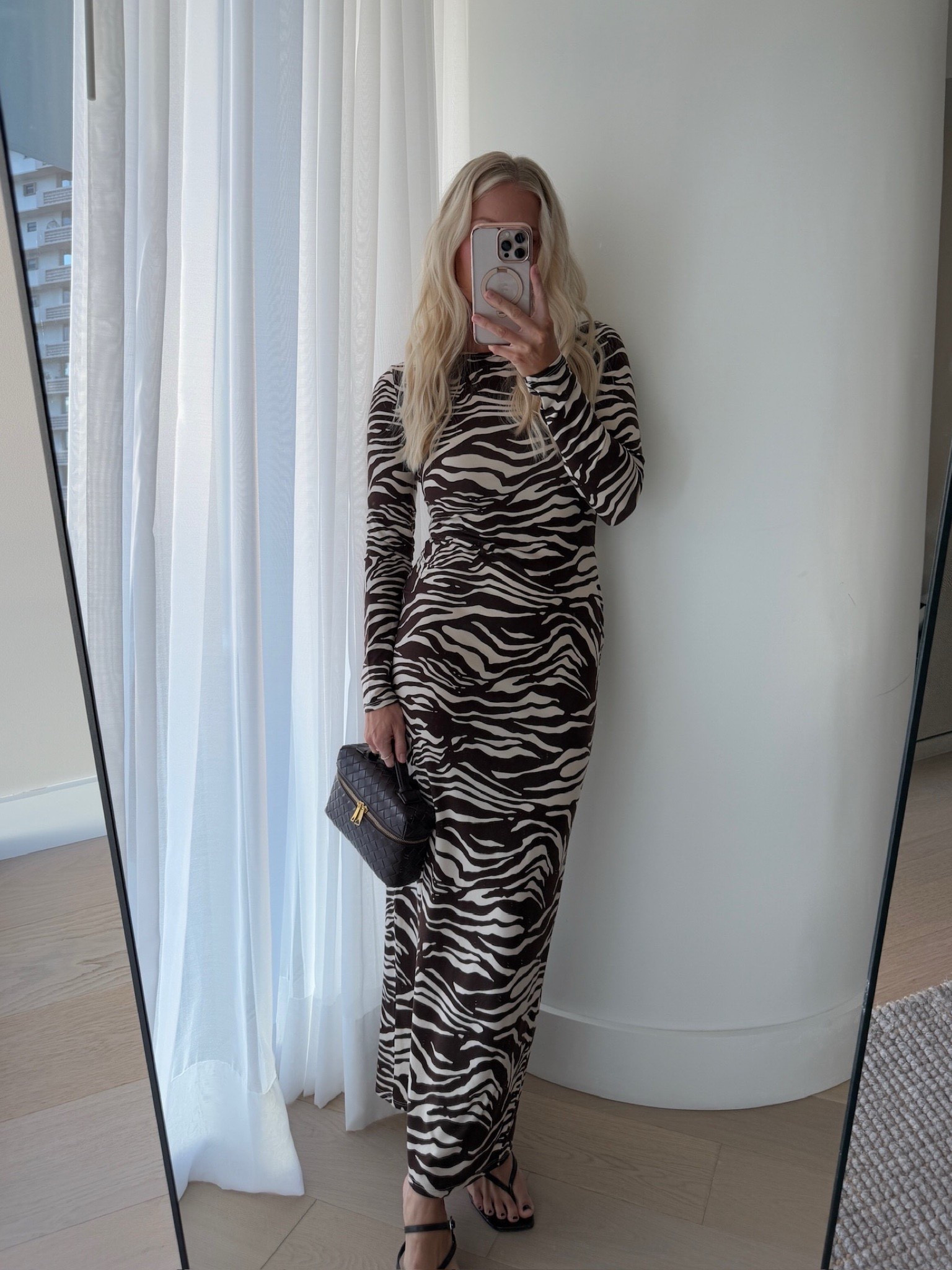 Wearing a small in dress, linked similar shoes and earrings! #kathleenpost

Dinner date outfit, Miami dinner outfit, winter warm weather look, day night look



#LTKTravel #LTKSeasonal #LTKootd