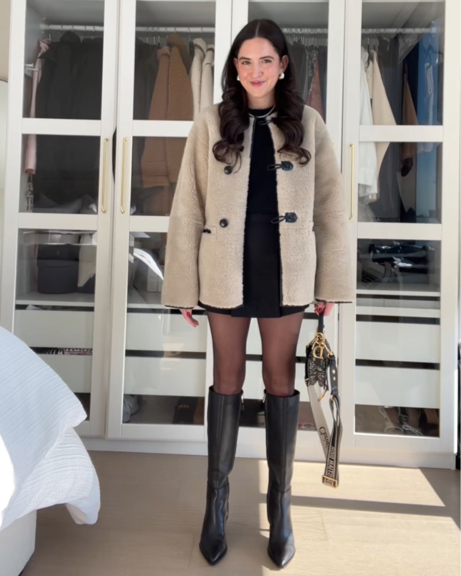 Winter outfit, holiday outfit, Christmas outfit, boots, sweater

#LTKstyletip #LTKHoliday #LTKSeasonal