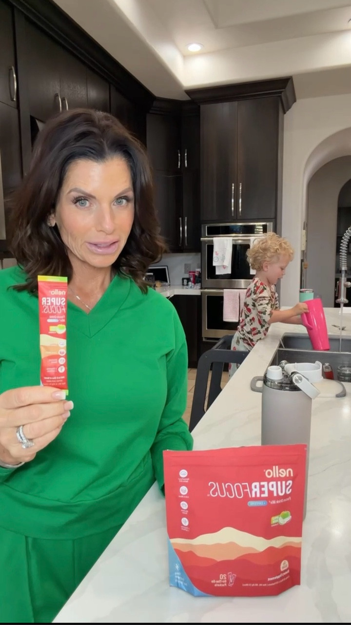 The best thing to help me focus with so many things going on!✨🤷‍♀️ Follow me 

#nello #nellofocus #apple #tiktokshopfinds #focusfavorites

#LTKootd #LTKSpringSale #LTKmomlife