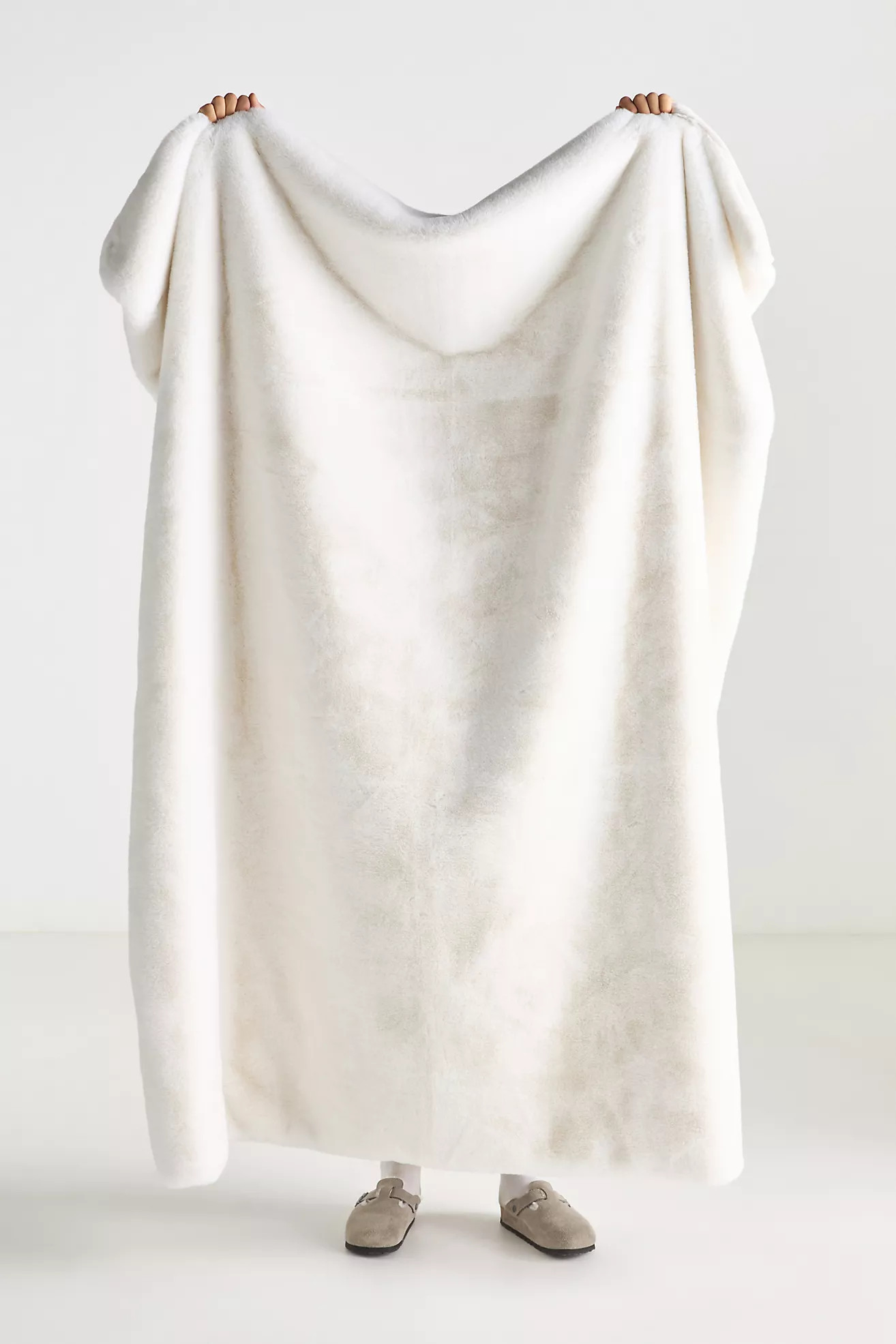The Sophie Faux-Fur Throw Blanket | Anthropologie (US)