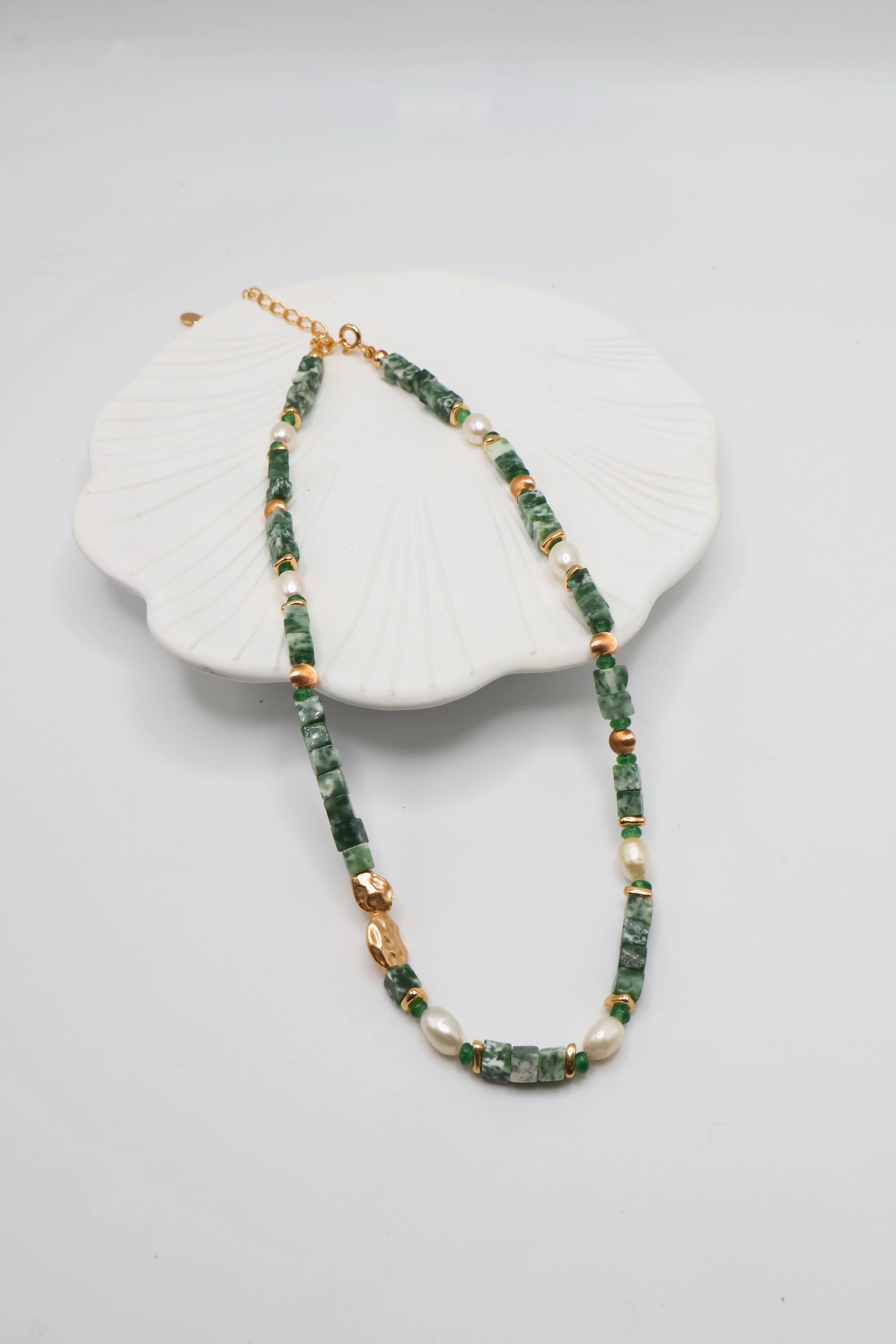 Jade Horizon Necklace | 18k Gold Jewelry by Apelila | Apelila Jewelry