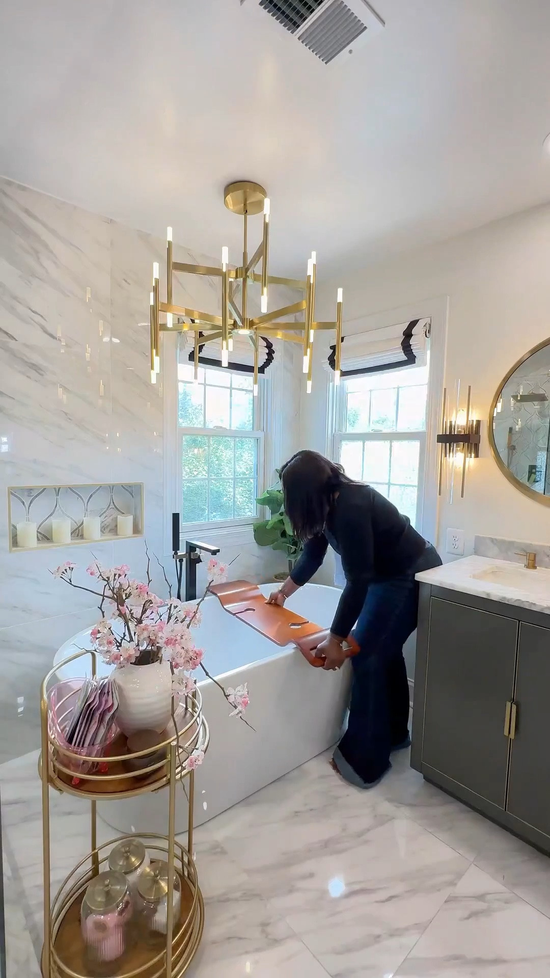 Bathroom gadgets and decor perfect for a spring refresh 🌸

#LTKHome #LTKdayinmylife #LTKSaleAlert