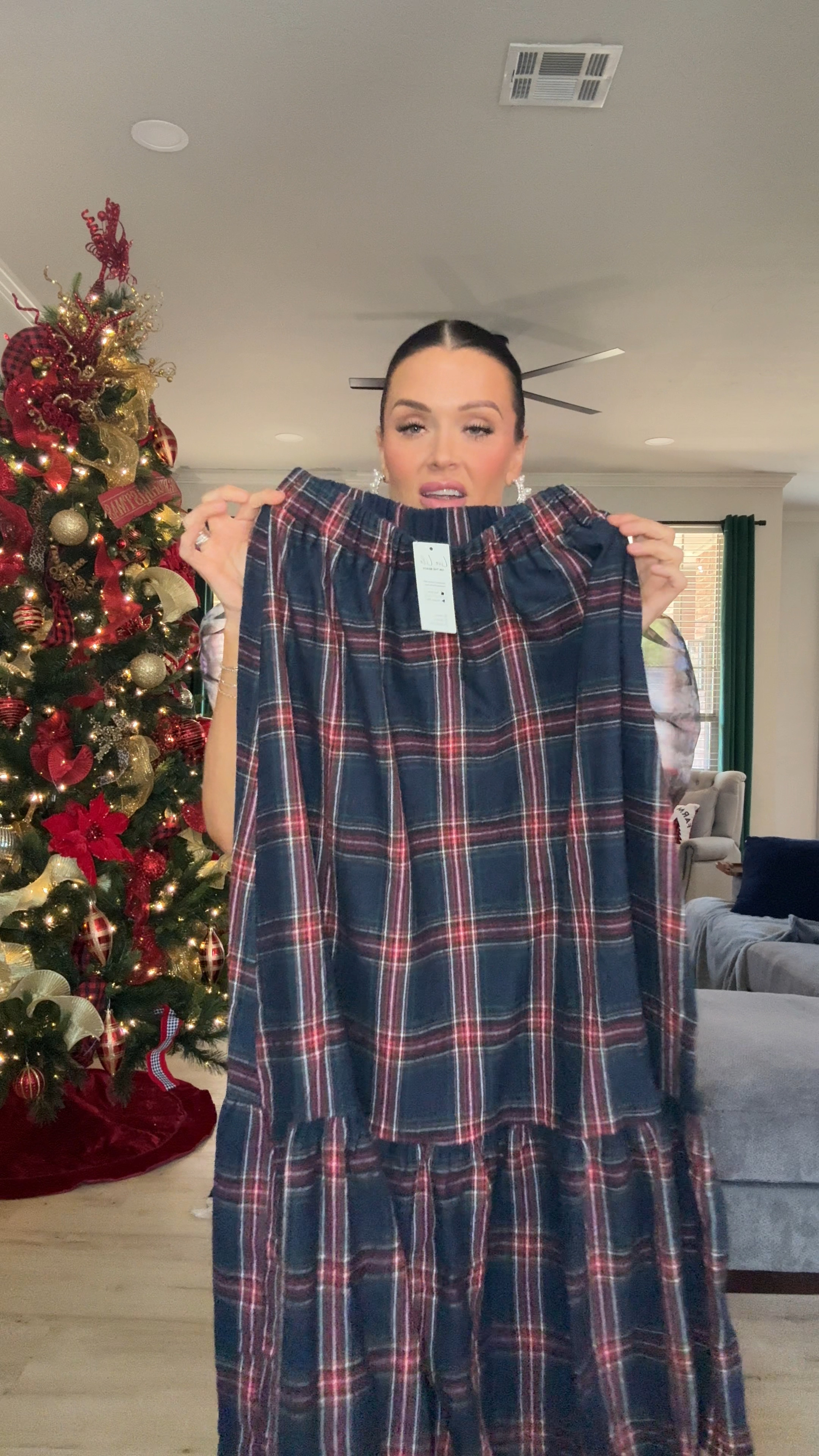 Plaid maxi skirt. Also comes in other colors! 

#LTKSeasonal #LTKHoliday #LTKStyleTip