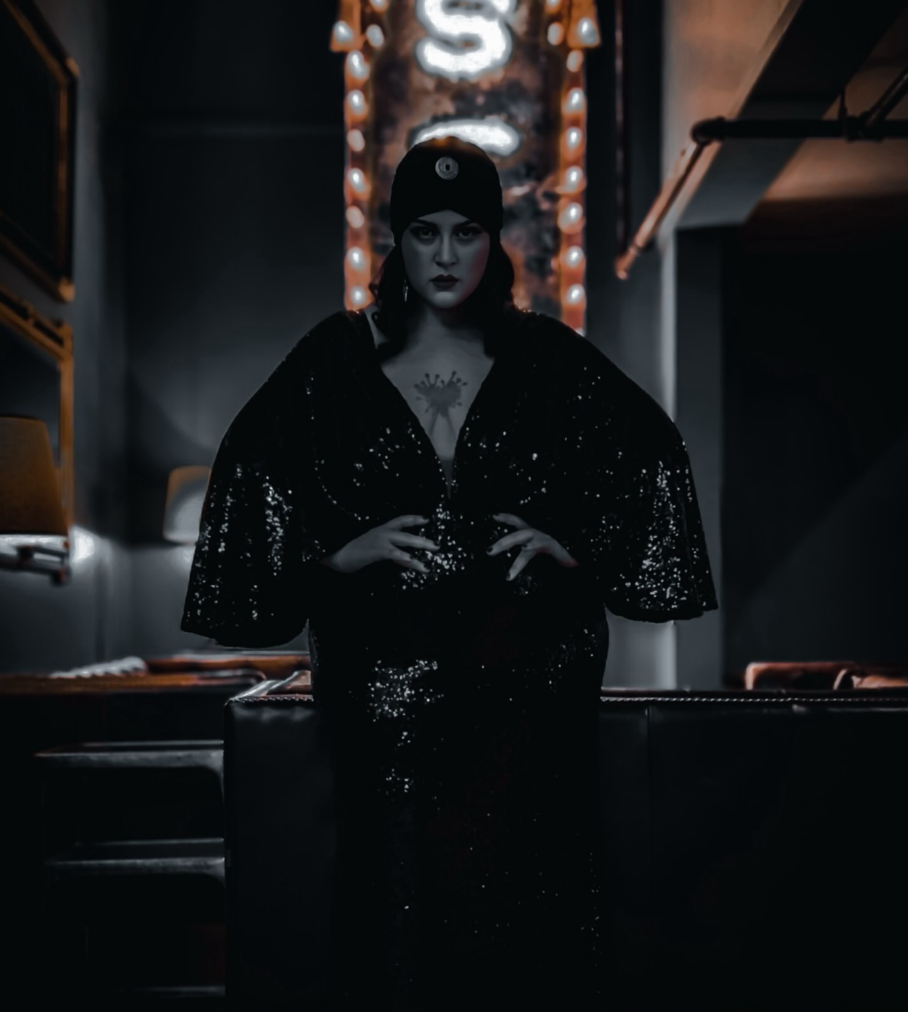 Stylish silhouettes found in the shadows ✨🖤✨

Sequined Angel Sleeve Maxi Dress from @babeyond_official #gifted

#babeyond #gatsbystyle #artdeco #carruthers #1920s #1920sstyle #roaringtwenties #sequingown #oldhollywood #oldhollywoodglamour #vintagestyle #vintageinspired #vintageglam #darkglamour #filmnoirstyle #gothglam