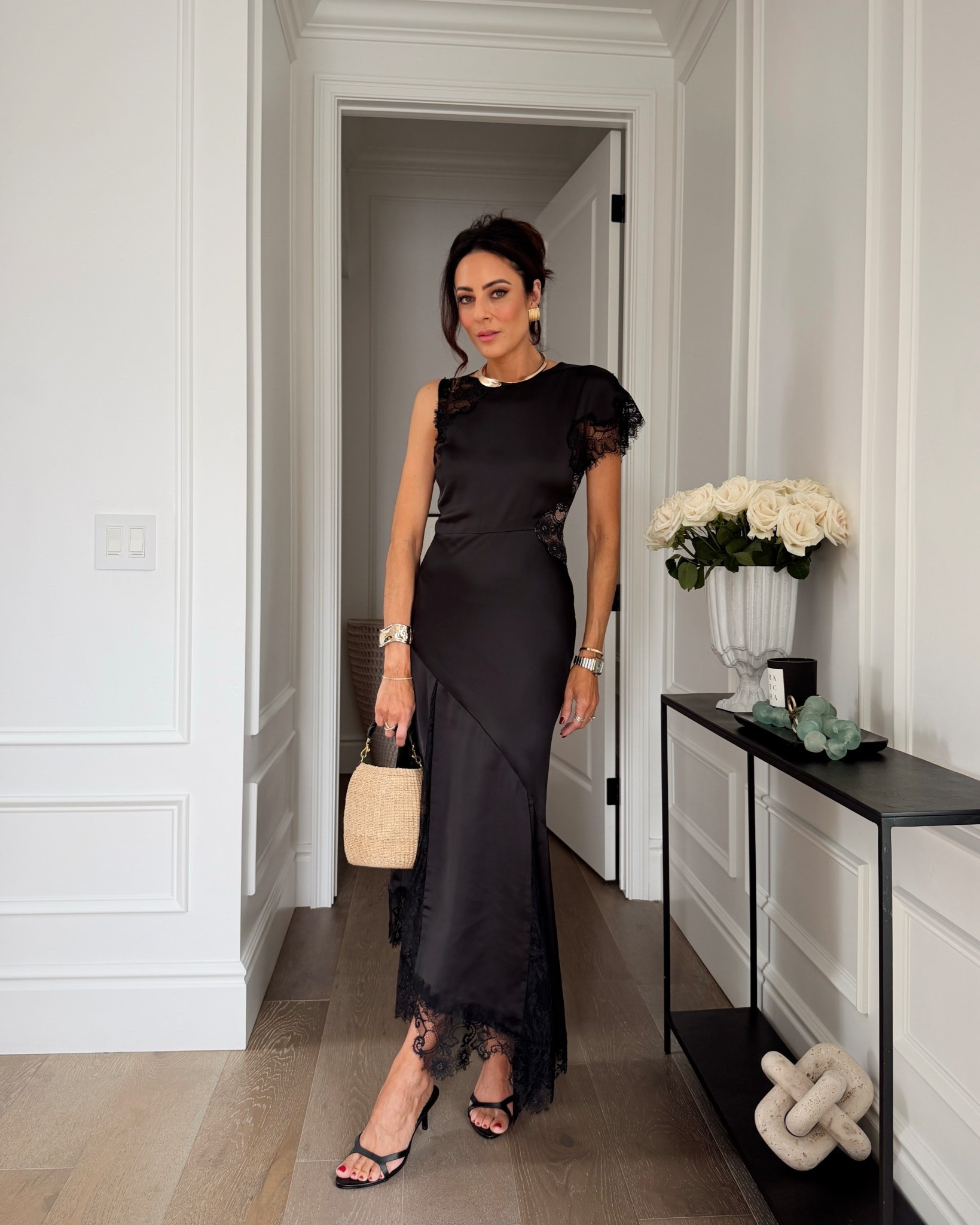 This dress is a look for less for the $$$ A.L.C.  dress, you’re welcome! 

#LTKSeasonal #LTKOver40