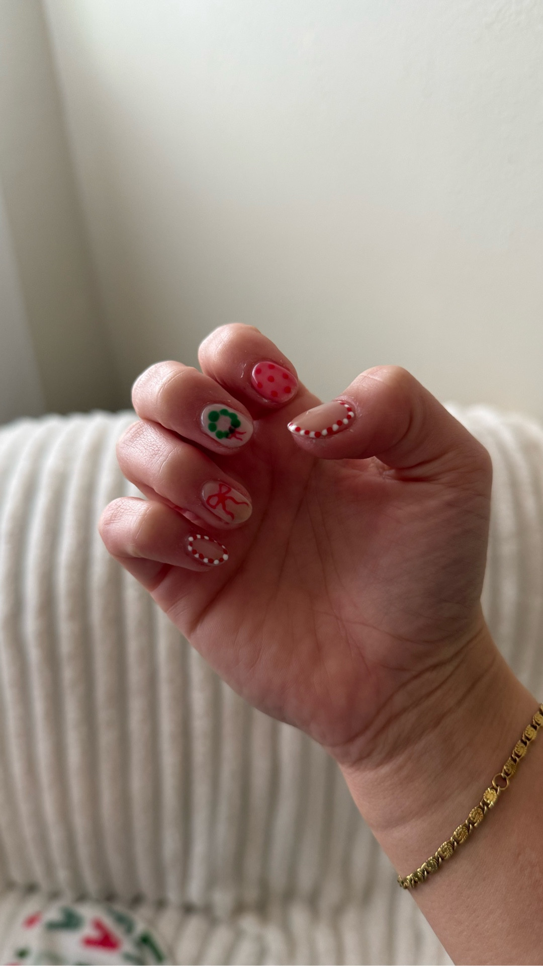 holiday at home nail inspo 🎄 

using beetles products 

use my code: KAMILOU10 for 10% off 

#LTKHoliday #LTKBeauty #LTKGiftGuide
