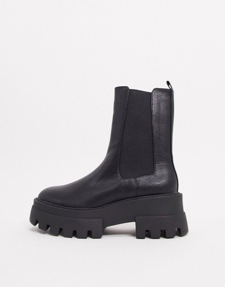 Pull&Bear platform chelsea boot with cleated sole in black | ASOS (Global)