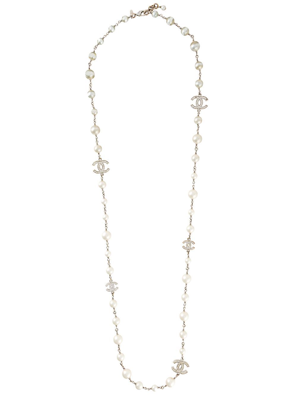 Chanel Vintage CC embellished necklace - White | FarFetch US