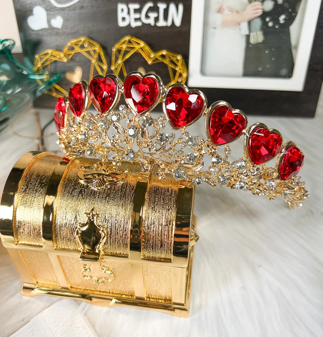 Queen of Heart Tiara, Red Heart Crown, Fairy Gold Headband, Costume Headpiece, Romantic Crown, Lo... | Etsy (US)