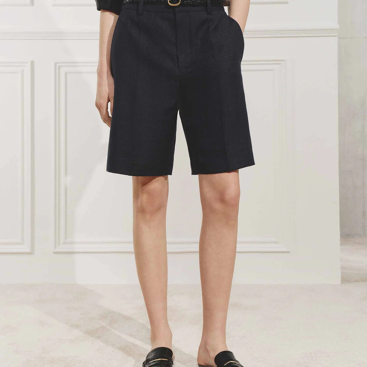 MO&Co. Women's Linen Blend Bermuda Shorts | MO&Co.