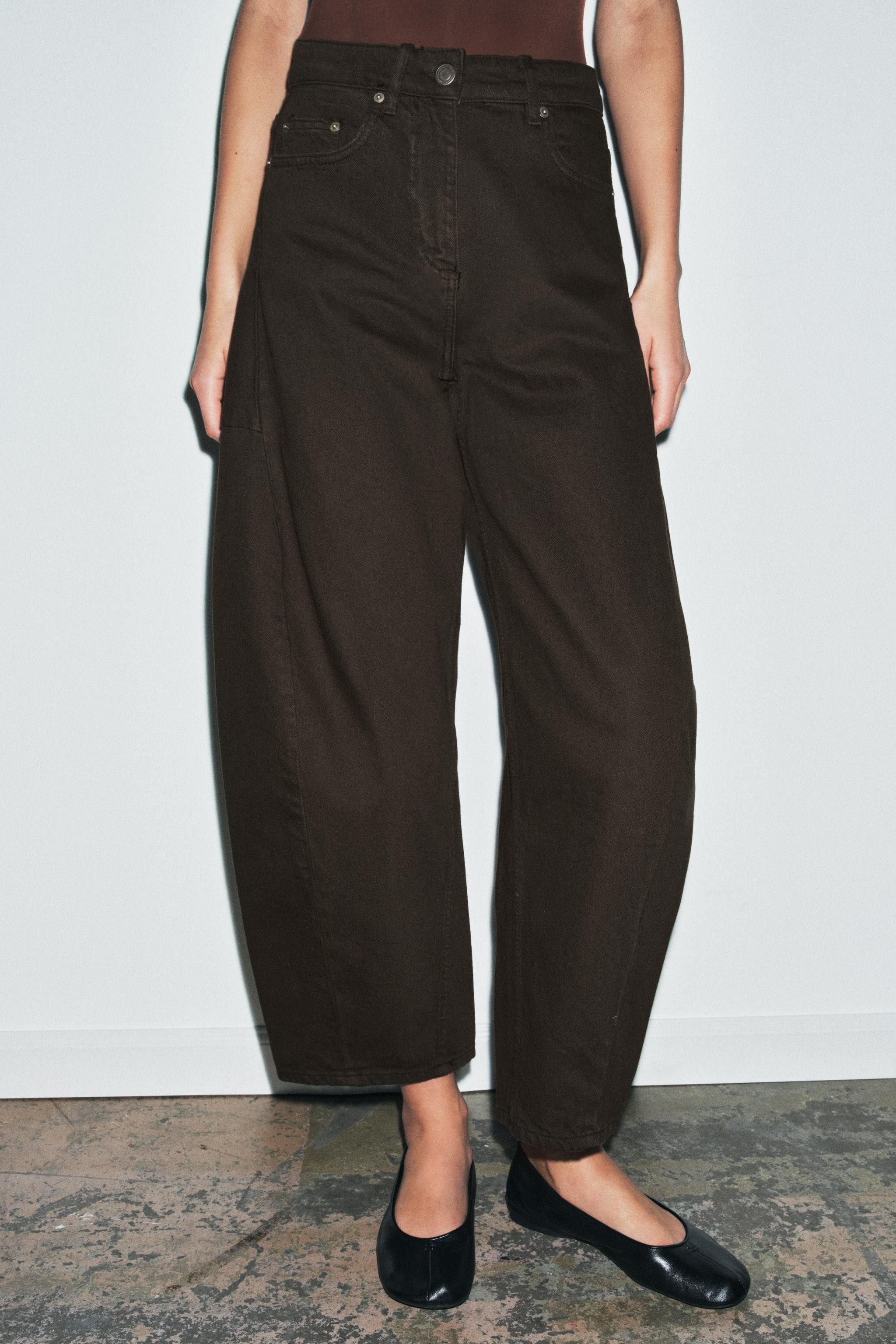 MID-RISE - BALLOON LEG - ANKLE LENGTHZARA WOMAN COLLECTIONMid-rise jeans with belt loops at the w... | Zara US