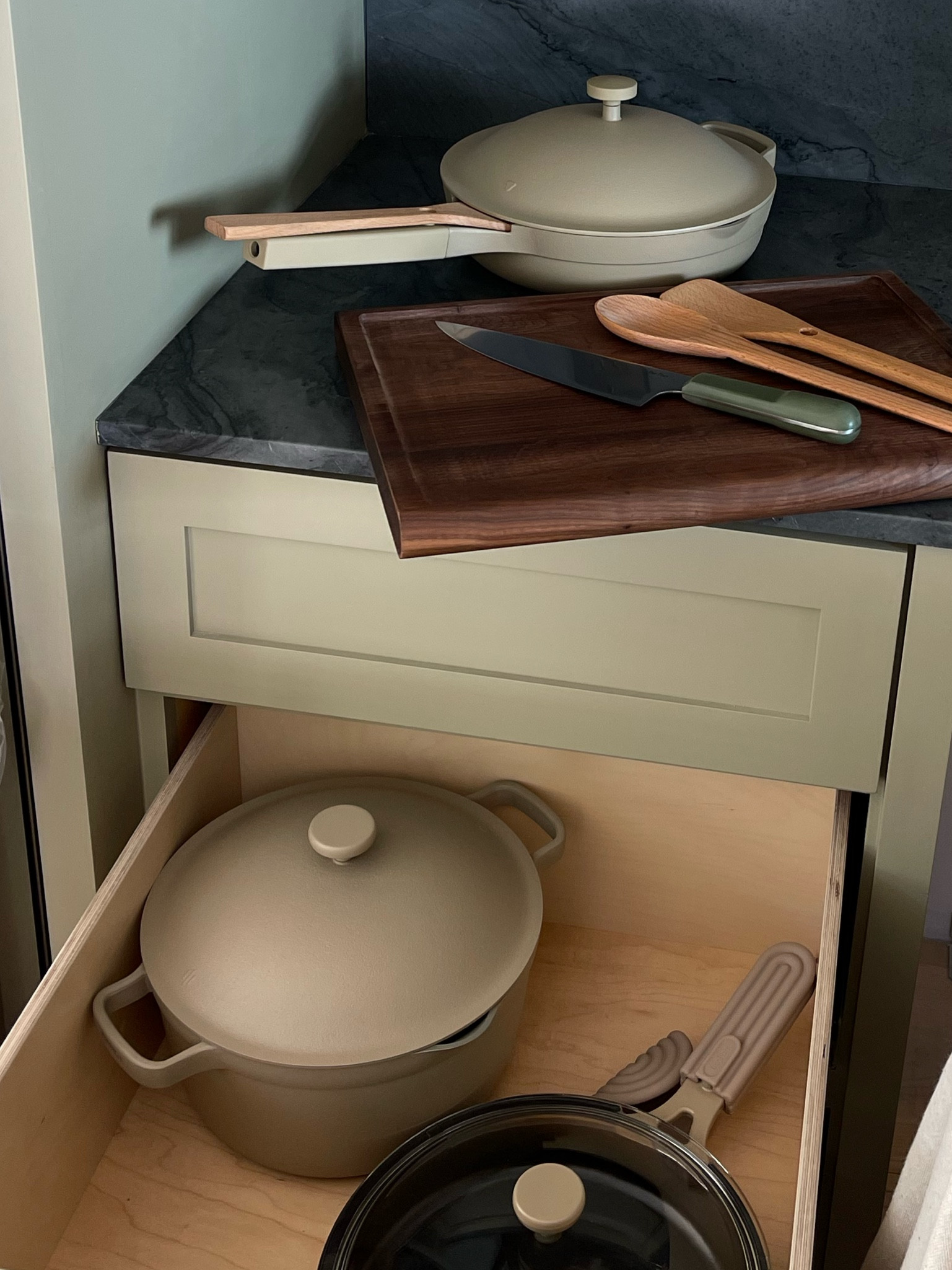 Color: steam (it’s a really pretty taupe)