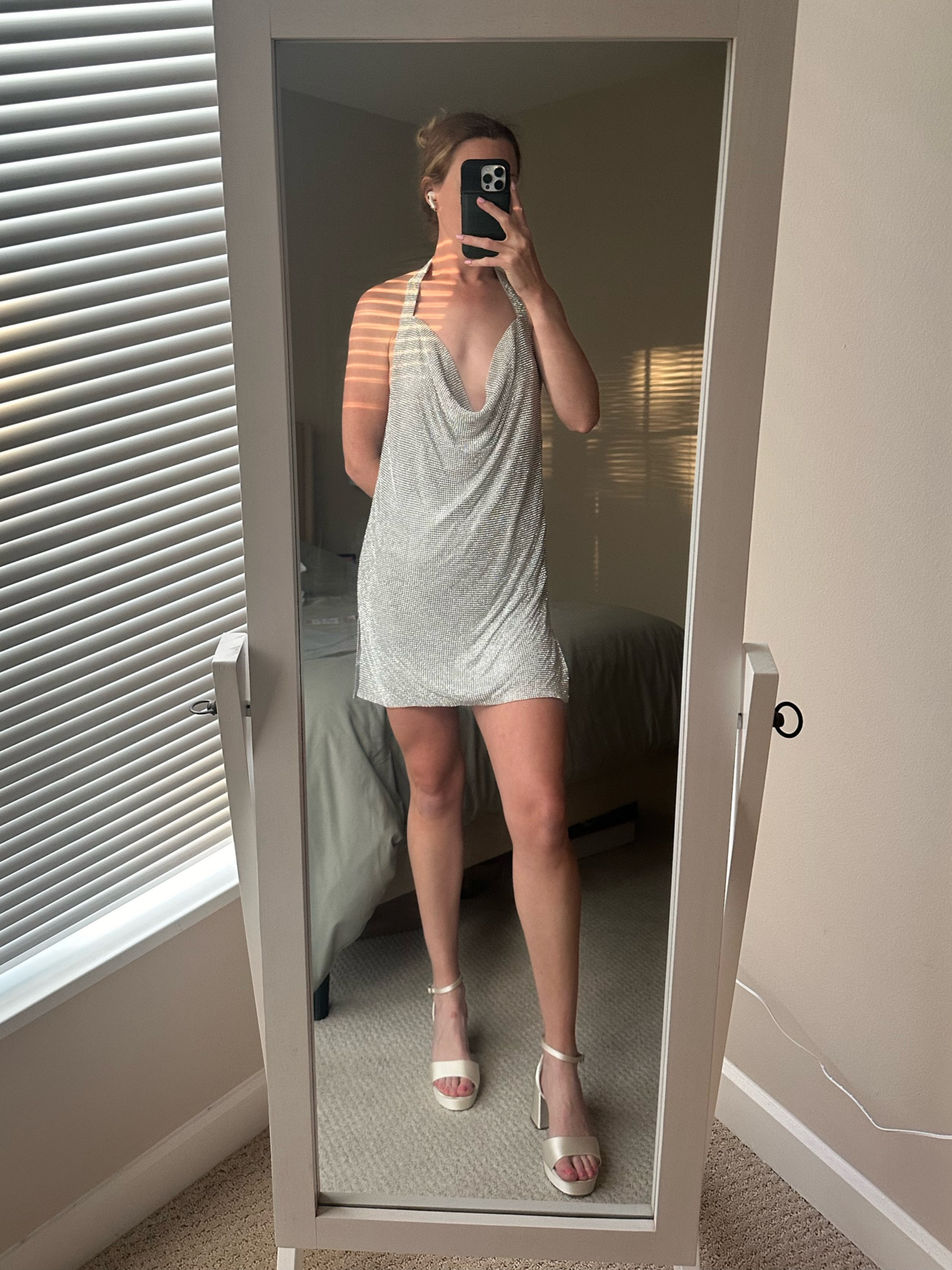 Meshki Sequin Silver Bridal Mini Dress

highly recommend checking out Meshki for all your bachelorette and bridal needs! 

#LTKStyleTip #LTKParties #LTKWedding