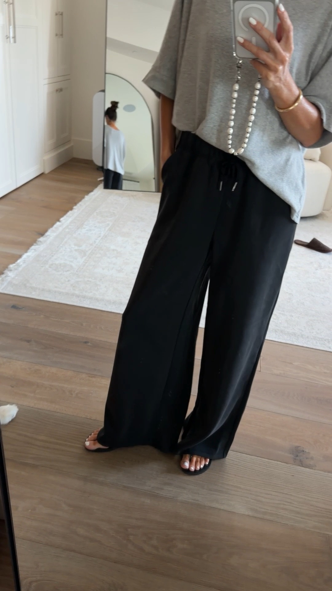 These pants are so good! They’re new in! Price is amazing. They look so much more expensive than what I paid. I’m just shy of 5-7” wearing the size XS. #stylinbyaylin #aylin #amazon

#LTKootd #LTKOver40 #LTKSeasonal