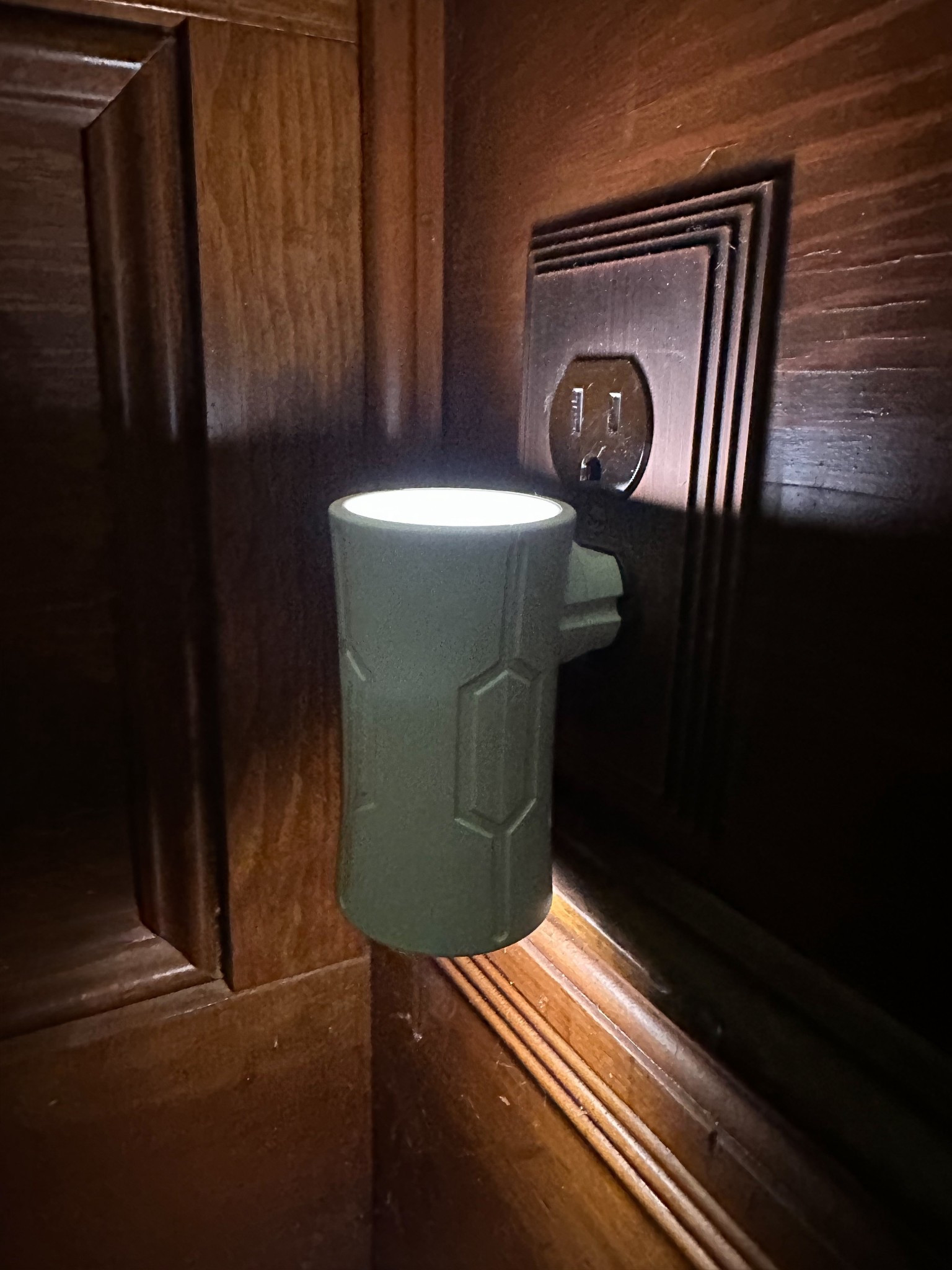 2 pack of night lights that are perfect for the stairs at night and under $10!

#LTKFamily #LTKSaleAlert #LTKHome