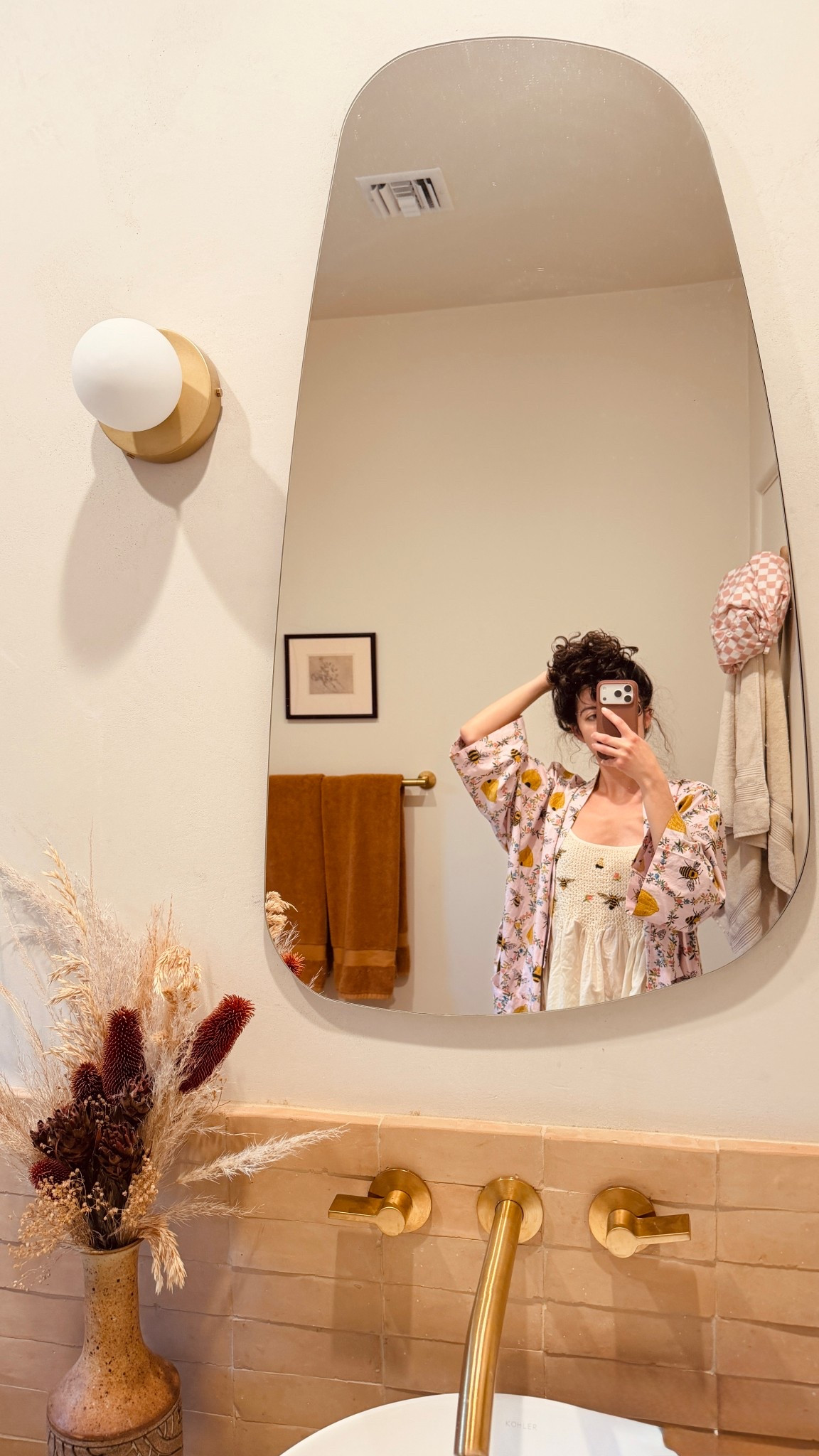 Cutest spring robe and nightgown 

#LTKSpringSale #LTKdayinmylife