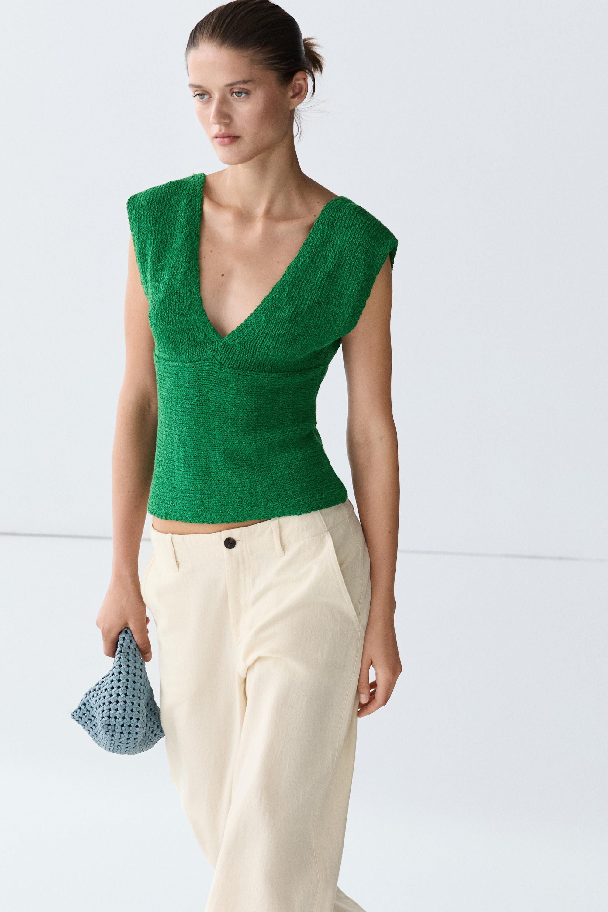 Cotton blend V-neck knit top | Massimo Dutti US